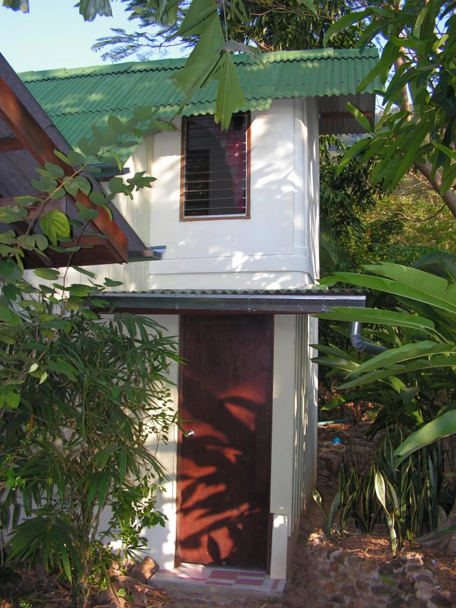 Bungalow with Garden View - single occupancy in Rock Inn Bailan