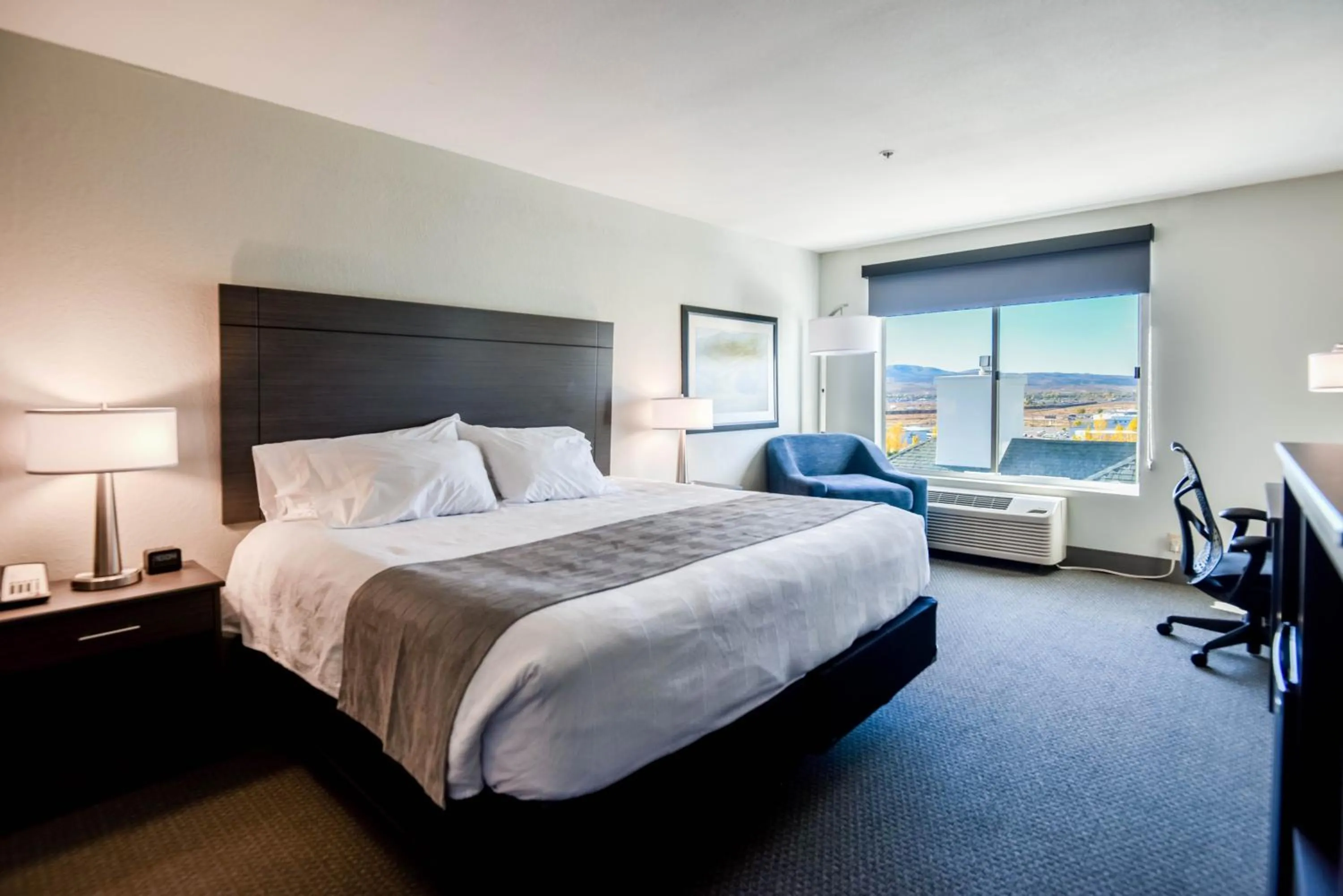 Bed in Shutters Hotel