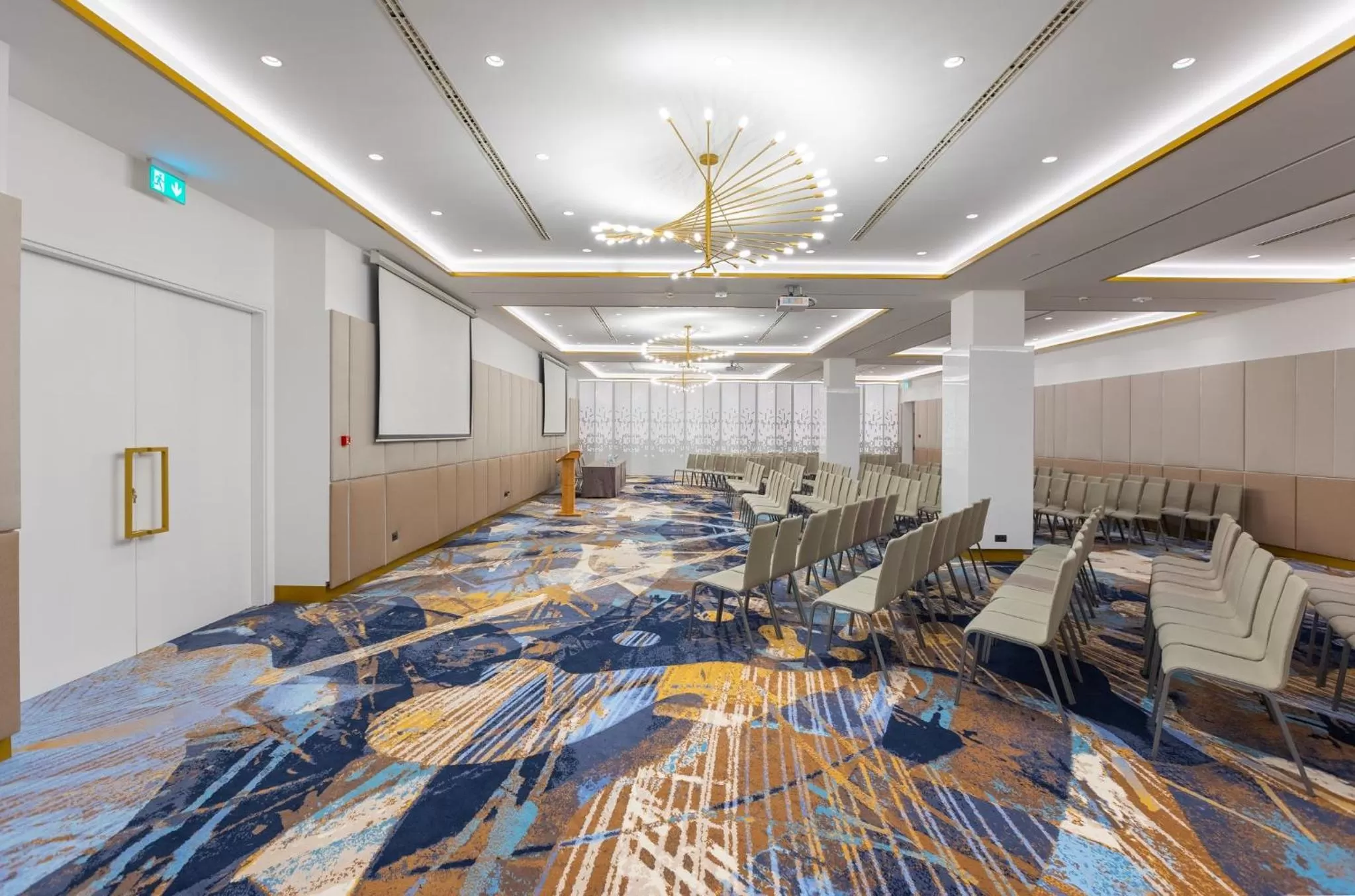 Meeting/conference room in Crowne Plaza Belgrade by IHG
