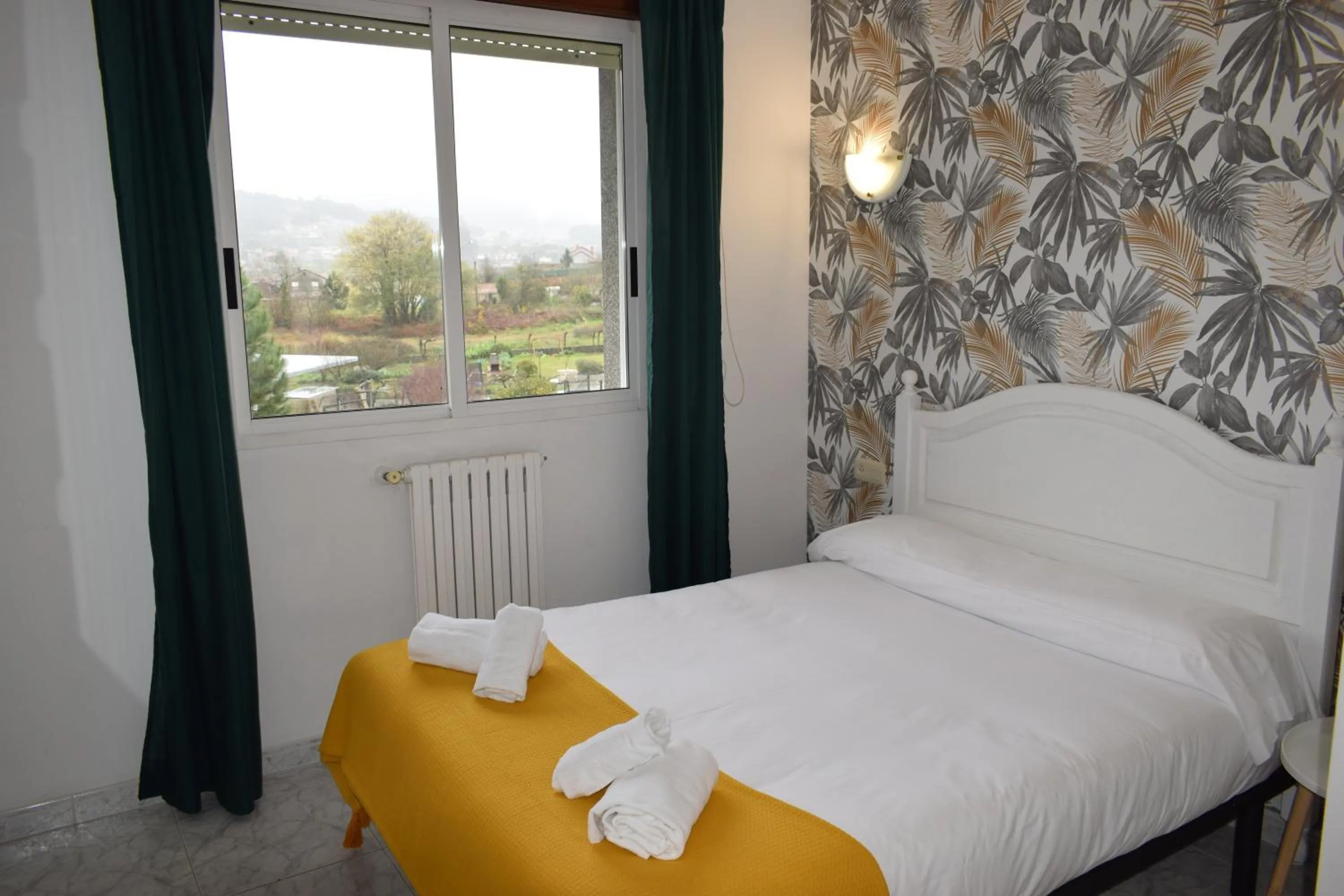 Bed in Hotel Xunca Blanca