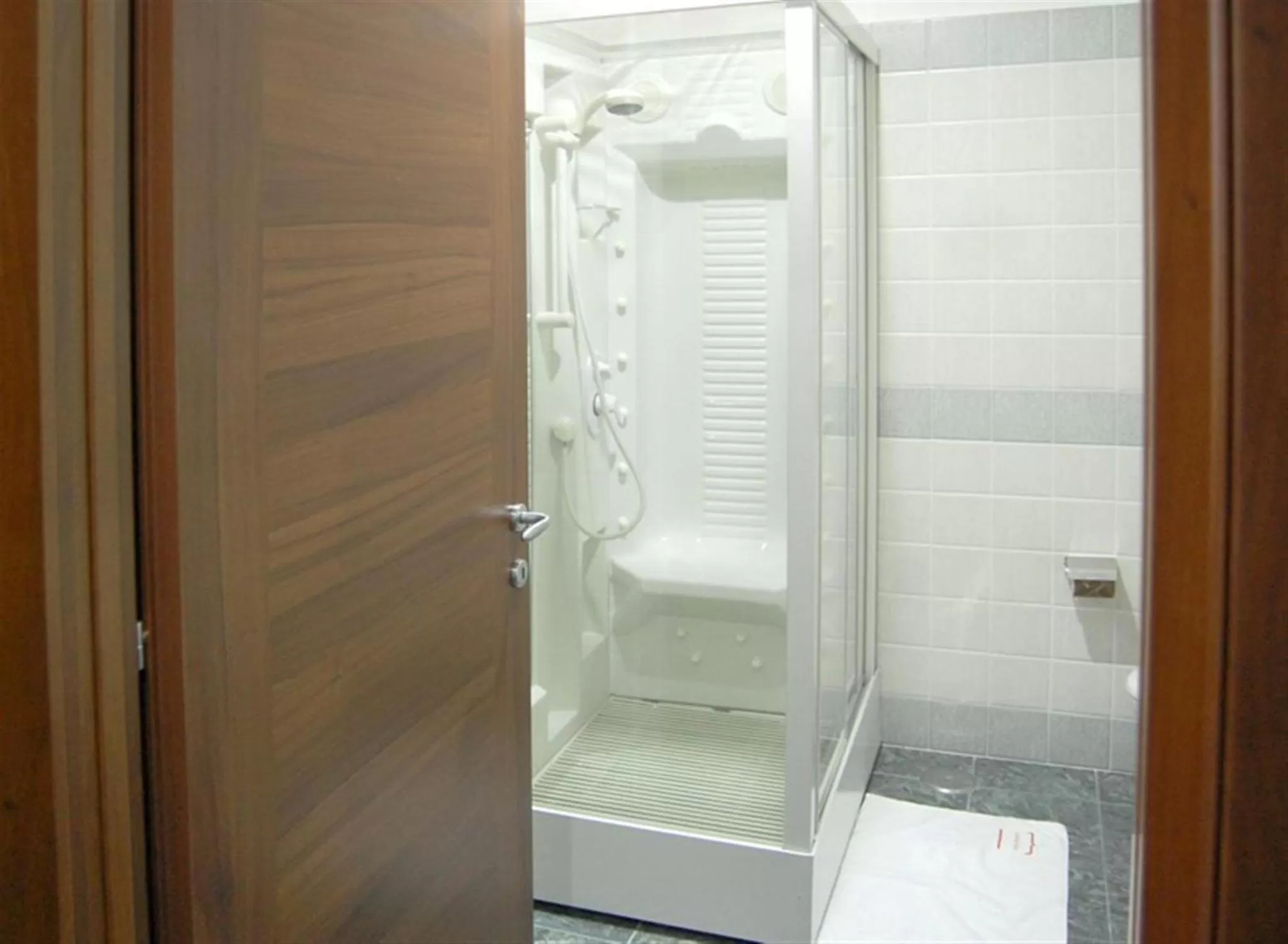 Shower in Vea Resort Hotel