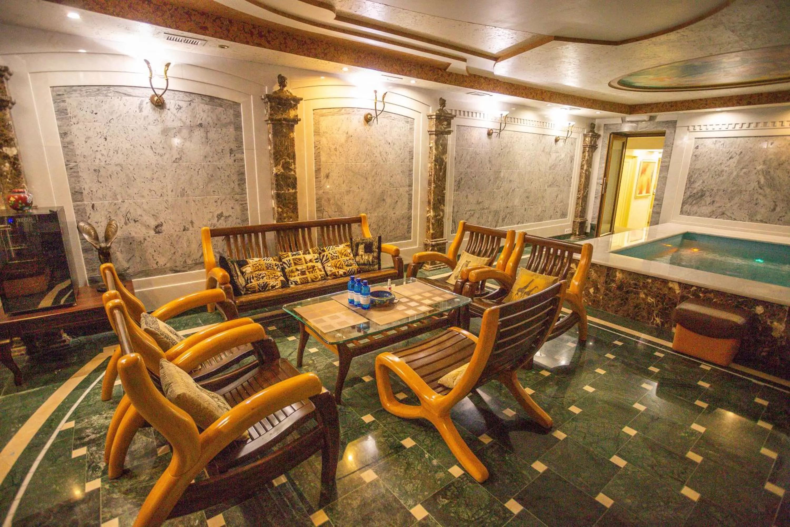 Property building in Hotel "Mandarin Clubhouse"