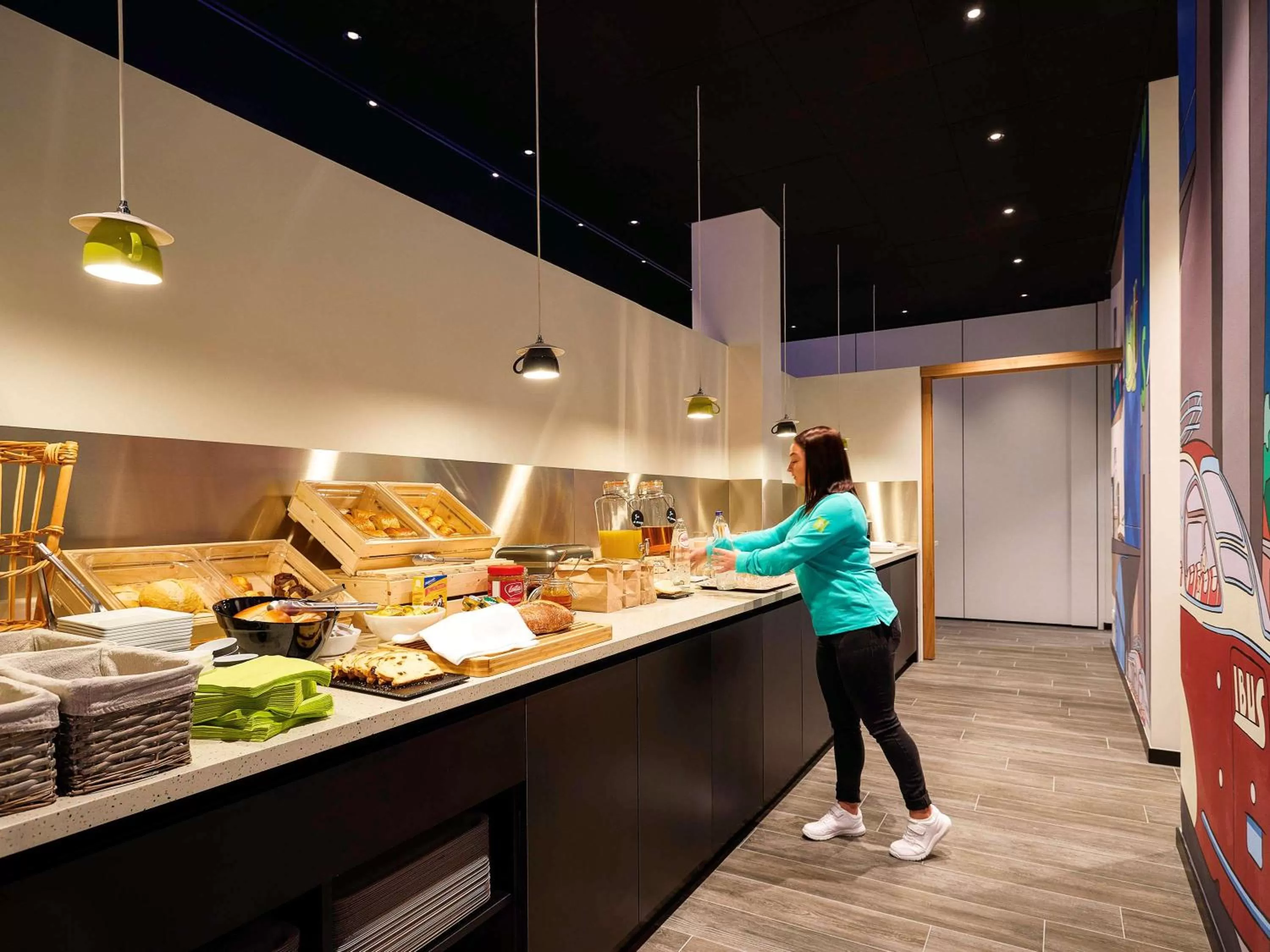 Restaurant/places to eat in ibis Styles Liege Guillemins