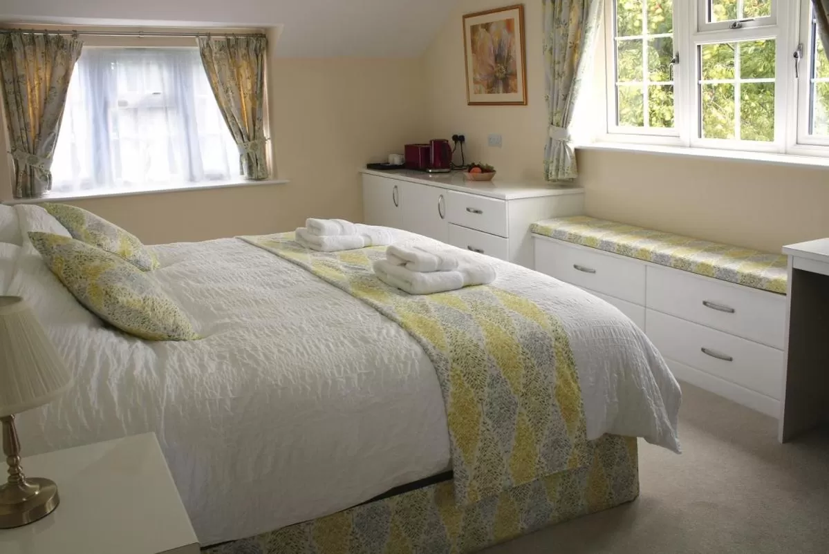 Day, Bed in The Anchor Inn