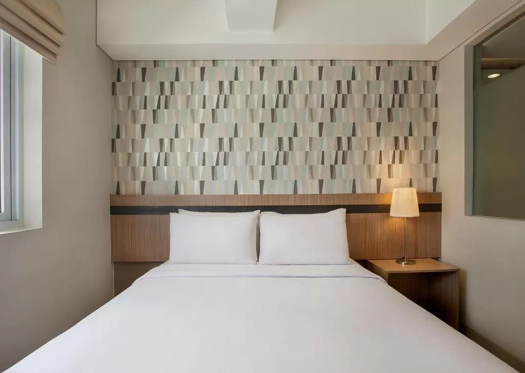 Bedroom, Bed in All Nite and Day Hotel Alam Sutera