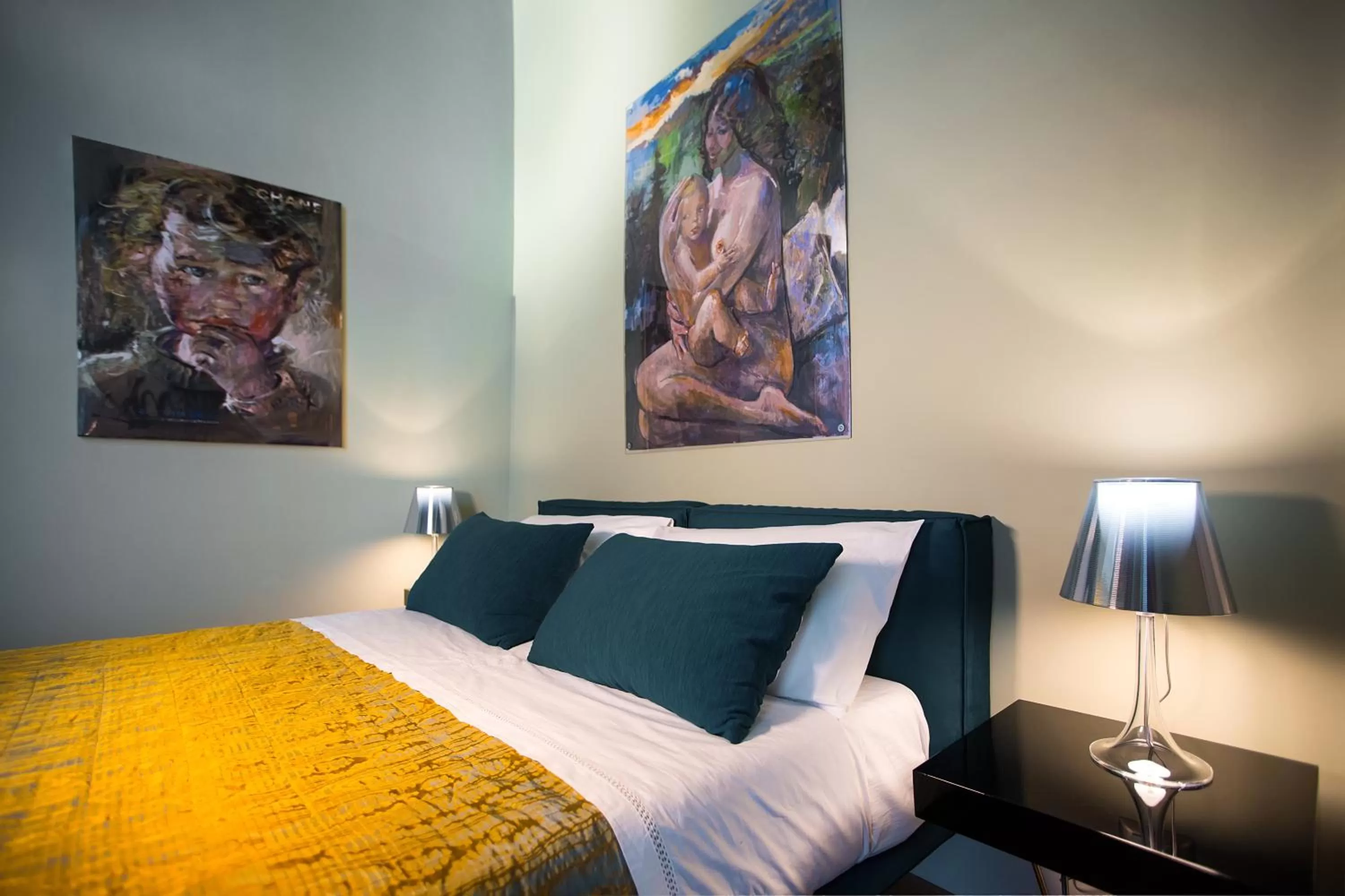 Bed in Palazzo Cannavina Suite & Private SPA