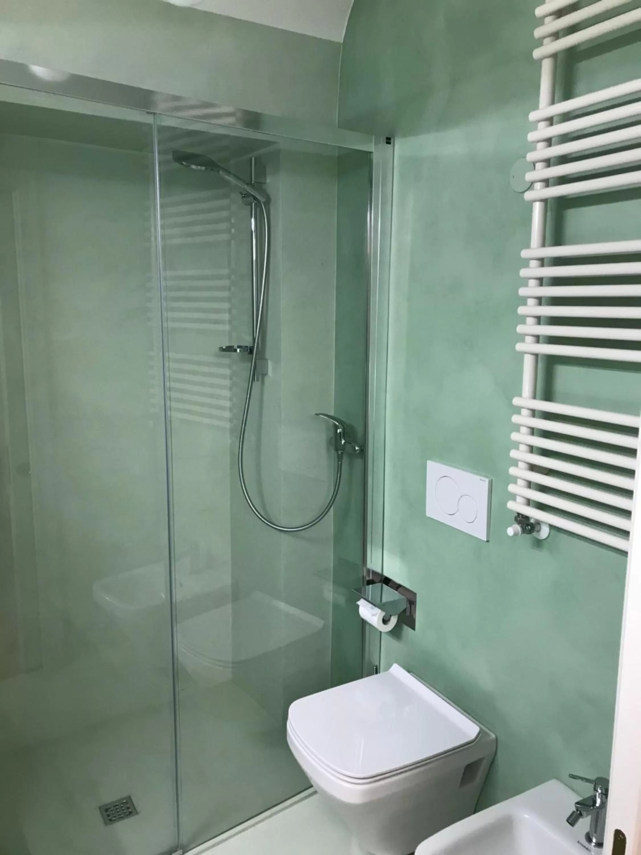 Shower in Dimora Fortebraccio