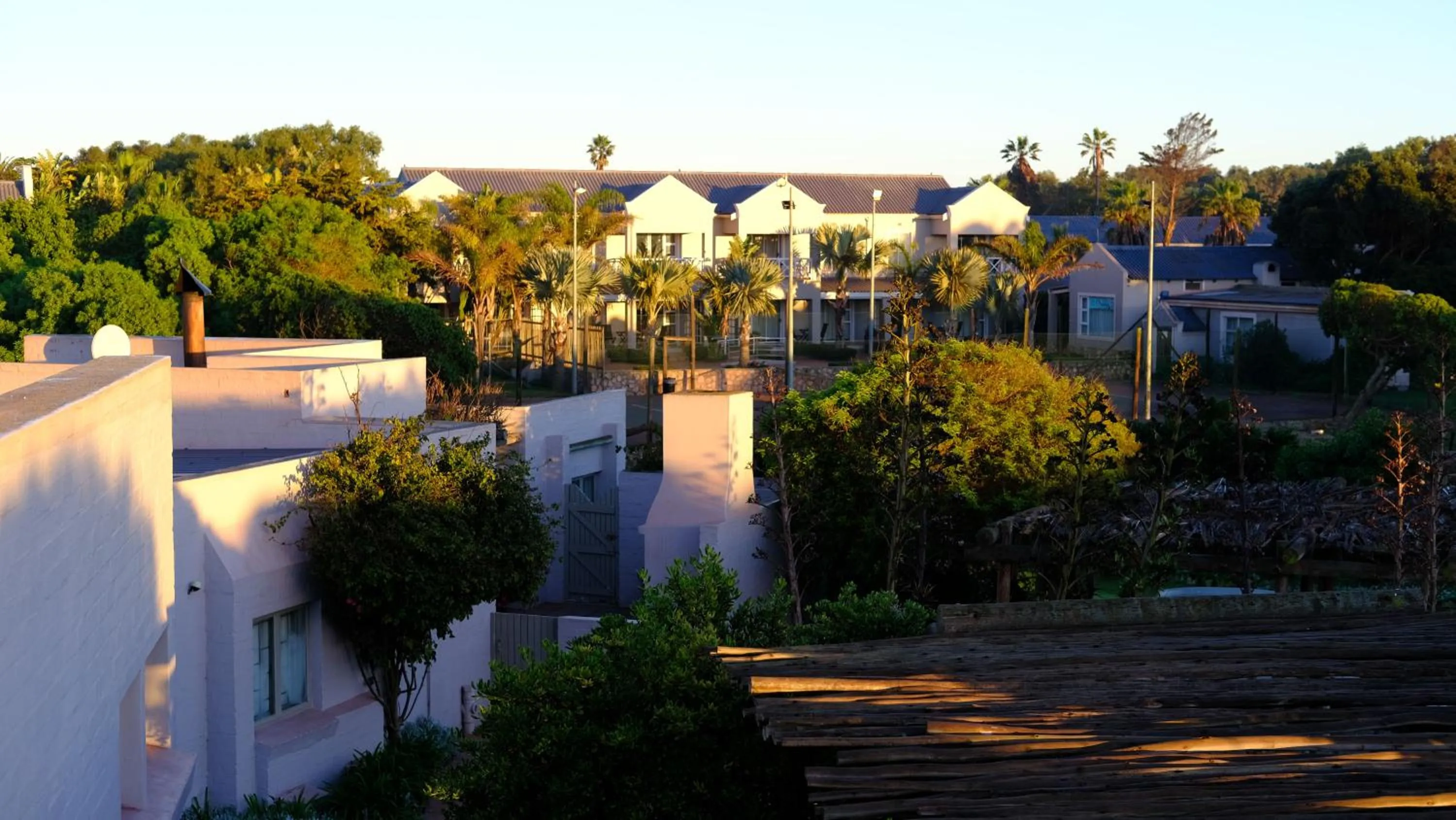 Property building in Blue Bay Lodge