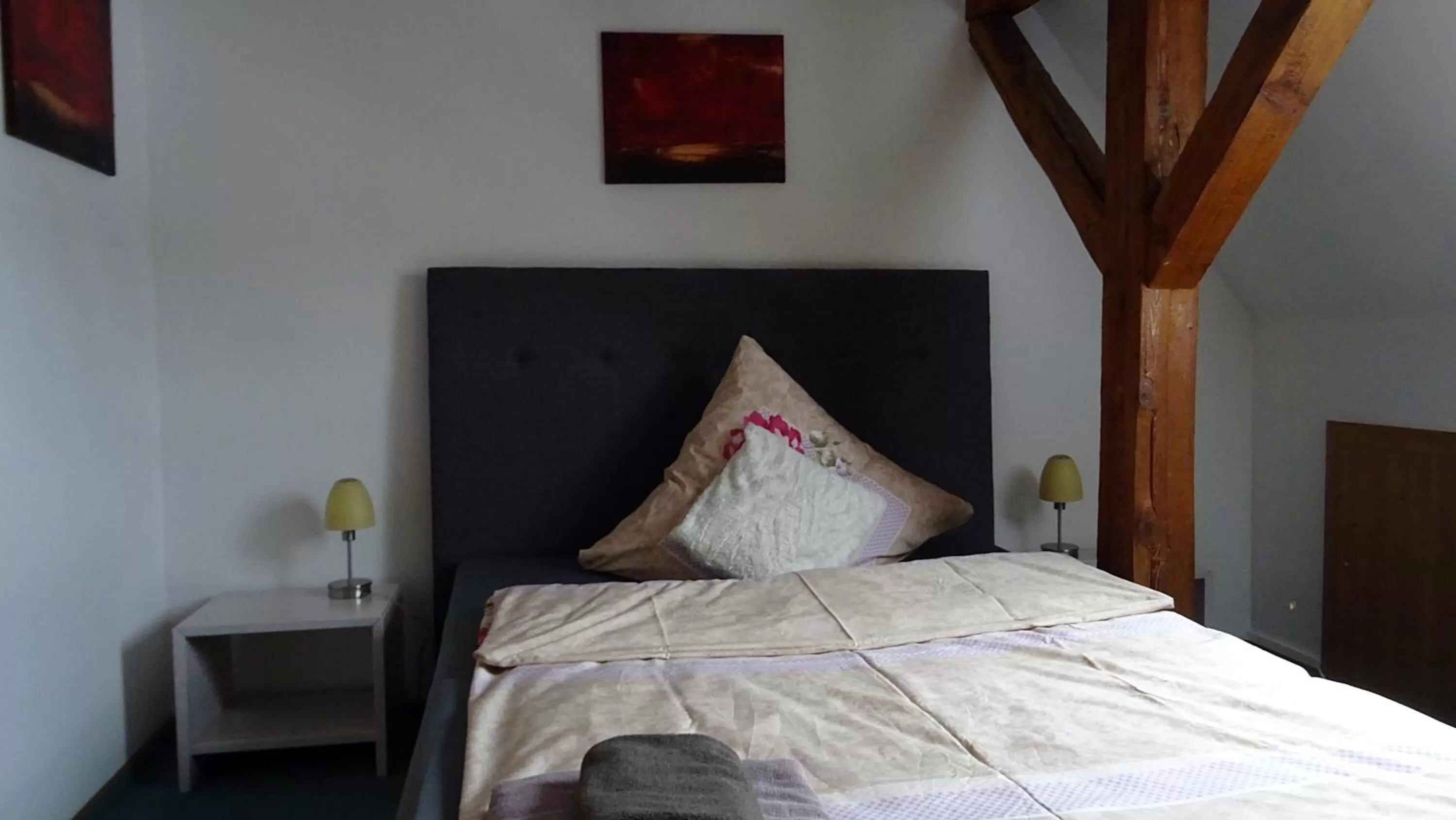 Bed in Alb Hotel Schalksburg