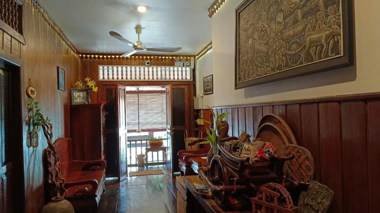 Seating area in Maison Model d'Angkor