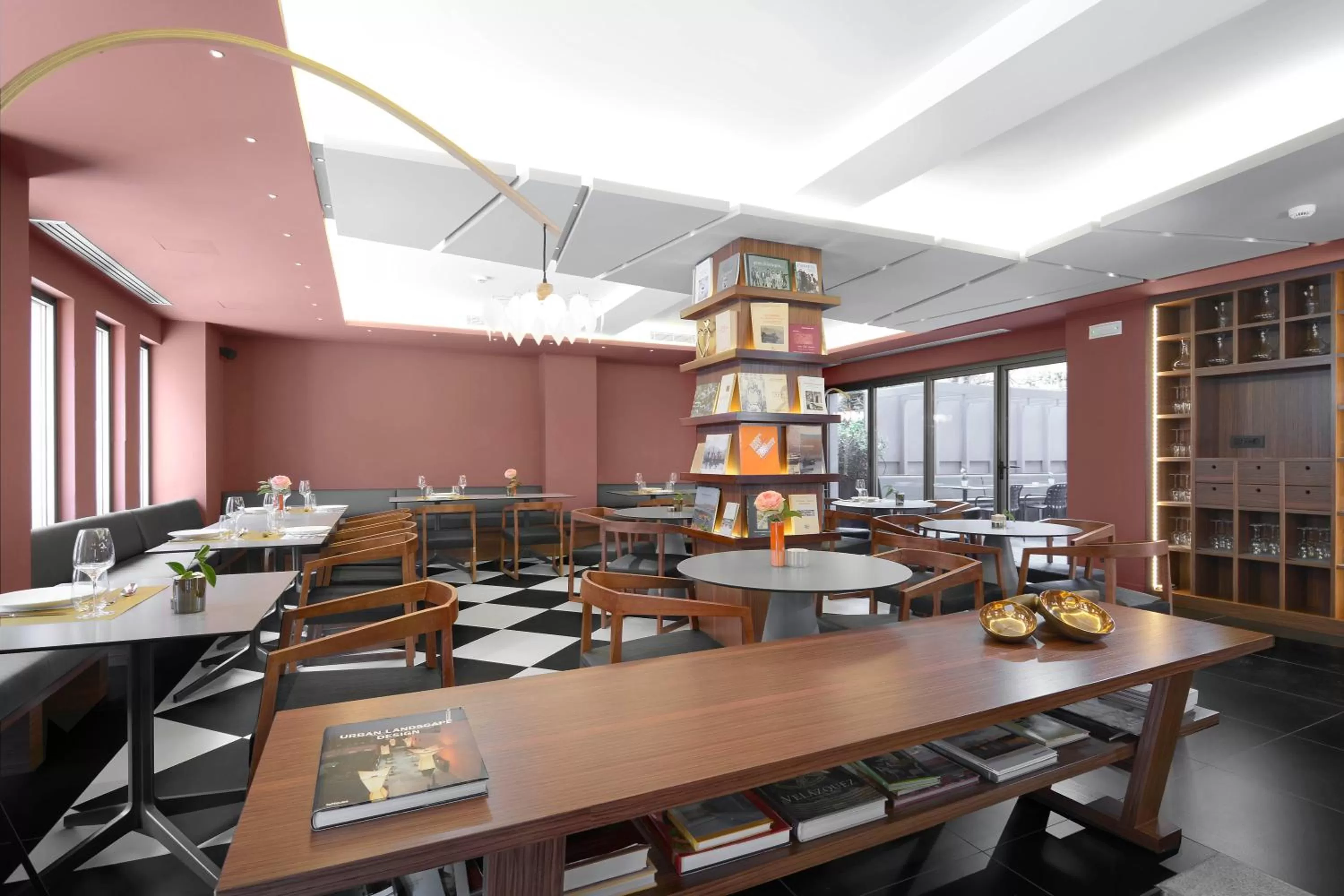 Restaurant/places to eat in Lake Spirit Boutique Hotel & Spa