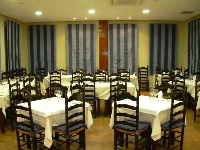 Restaurant/places to eat in Hotel Cariñena