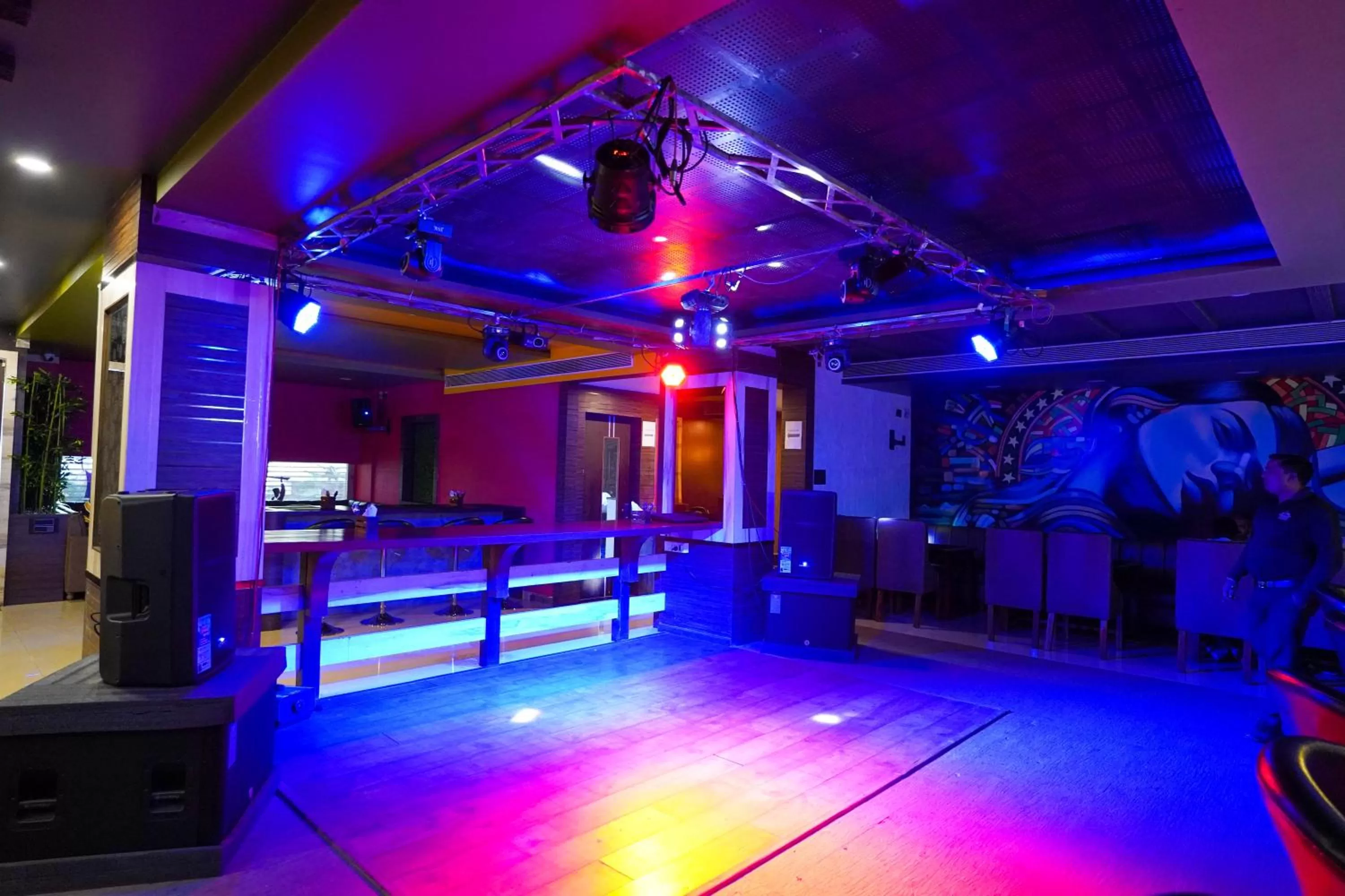 Lounge or bar in HOTEL SEVENTH SENSE