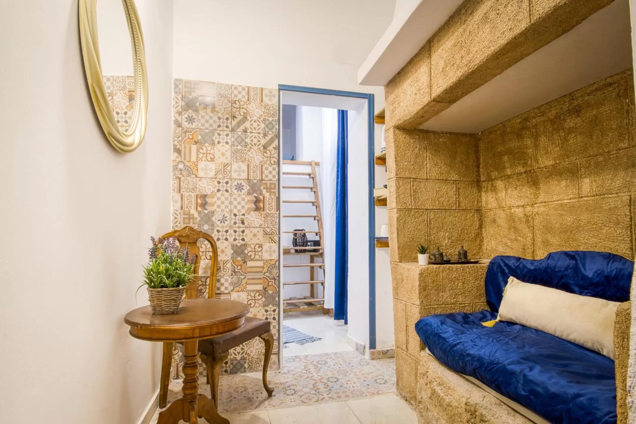 Seating Area in Mascot Garden Rooms