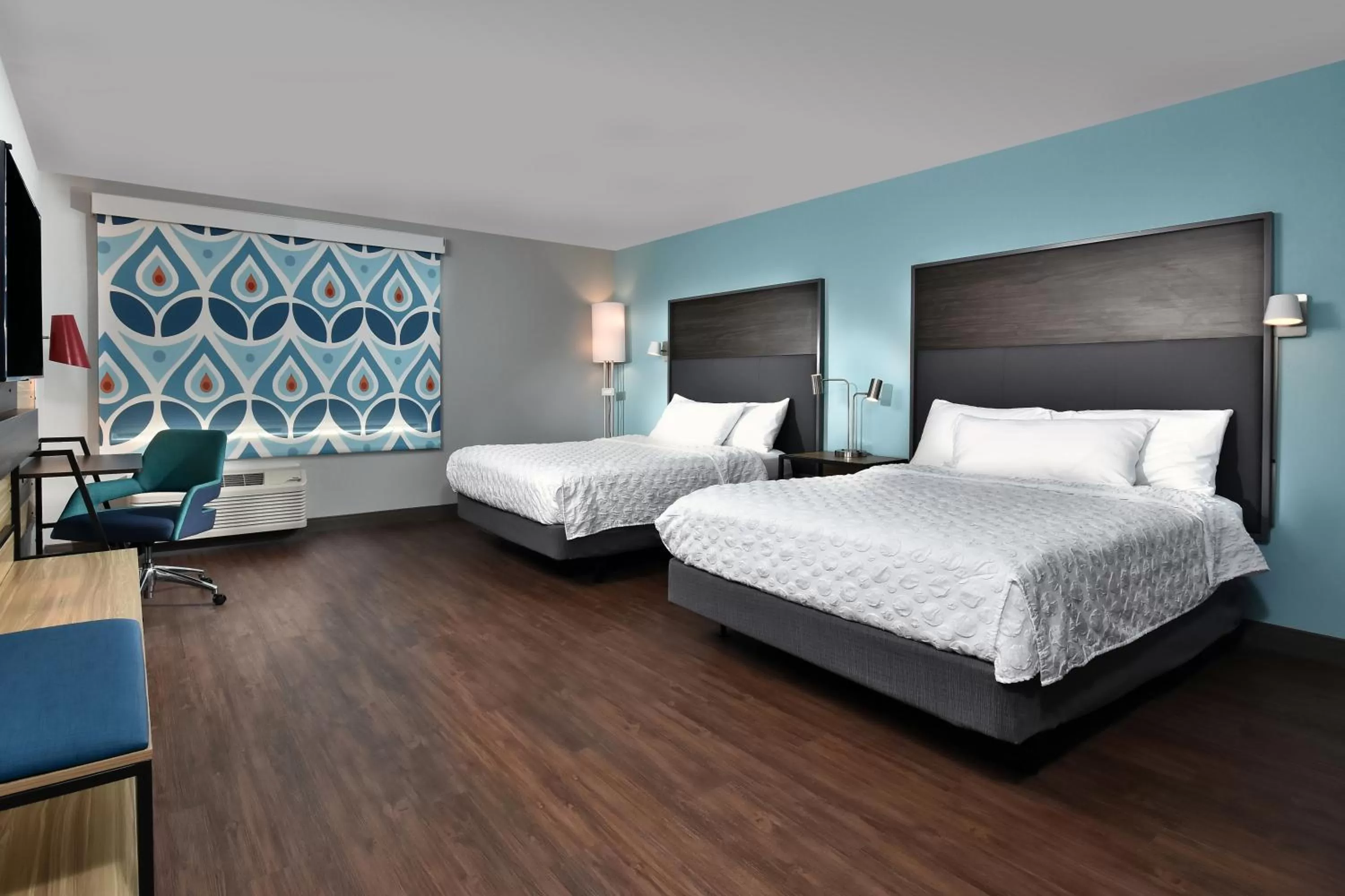 Bed in Tru By Hilton Beckley, Wv