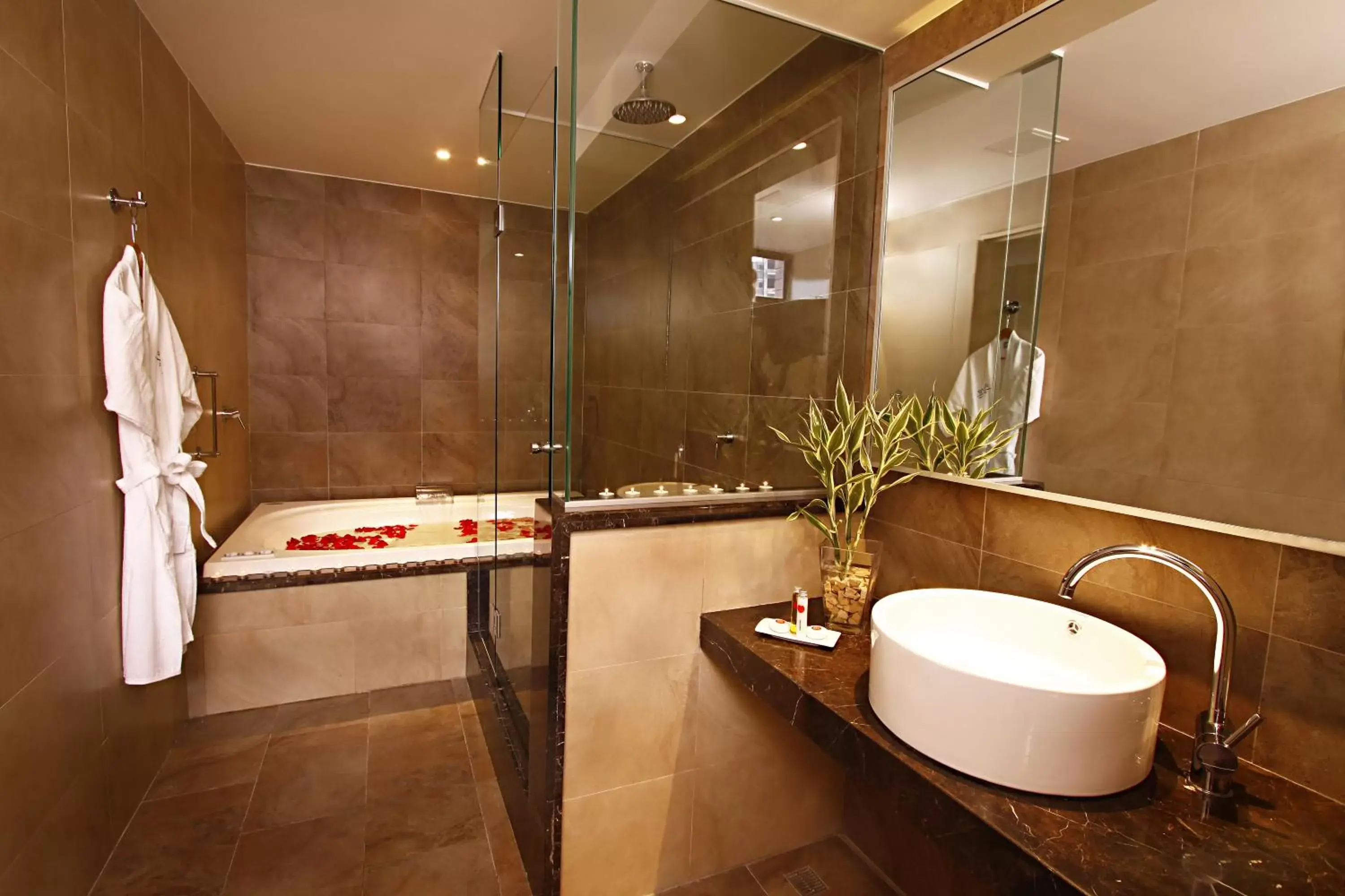 Premier Suite - single occupancy in Hotel Reina Isabel Premier Suite - single occupancy in Hotel Reina Isabel