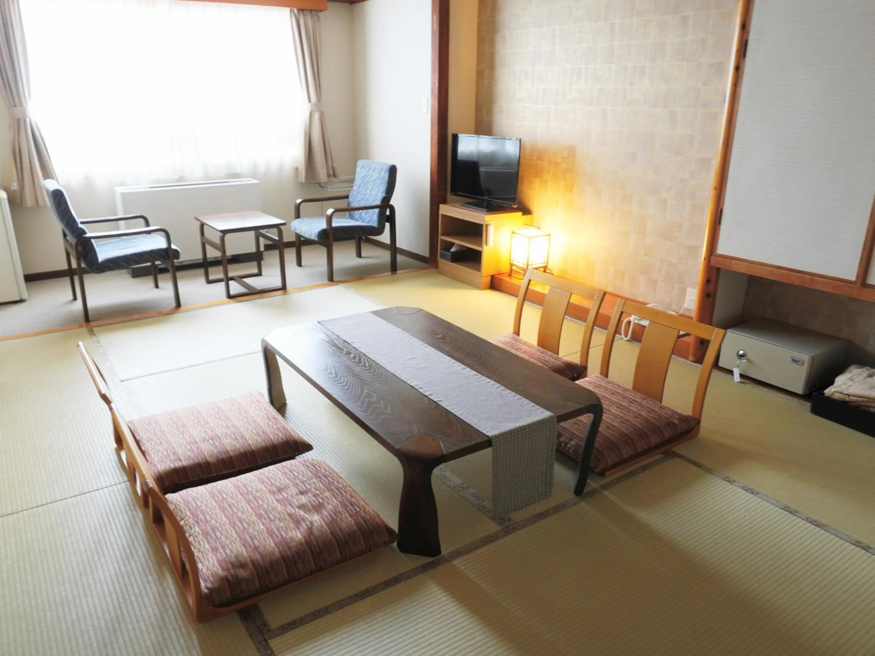 Photo of the whole room in Yumoto Noboribetsu