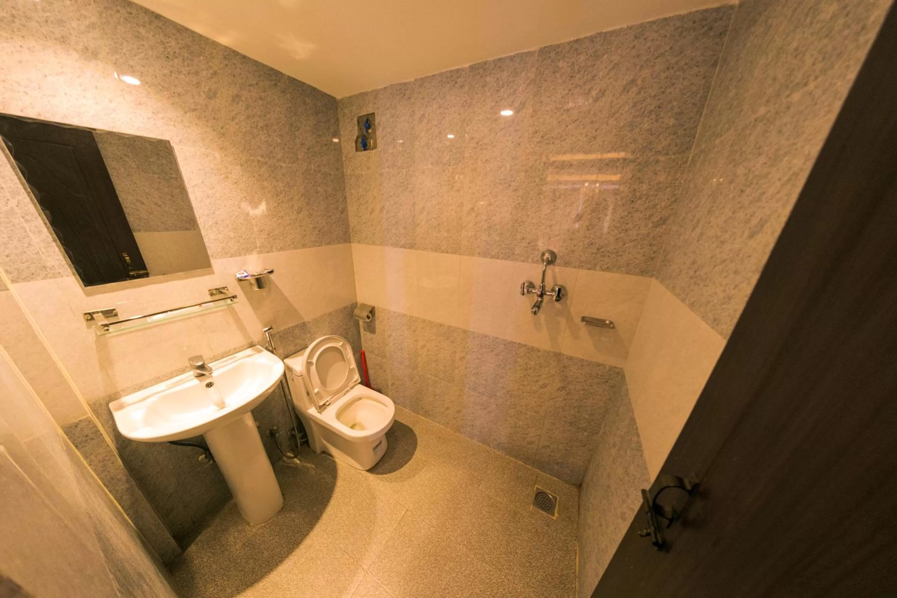 Bathroom in Hotel Chhimeki