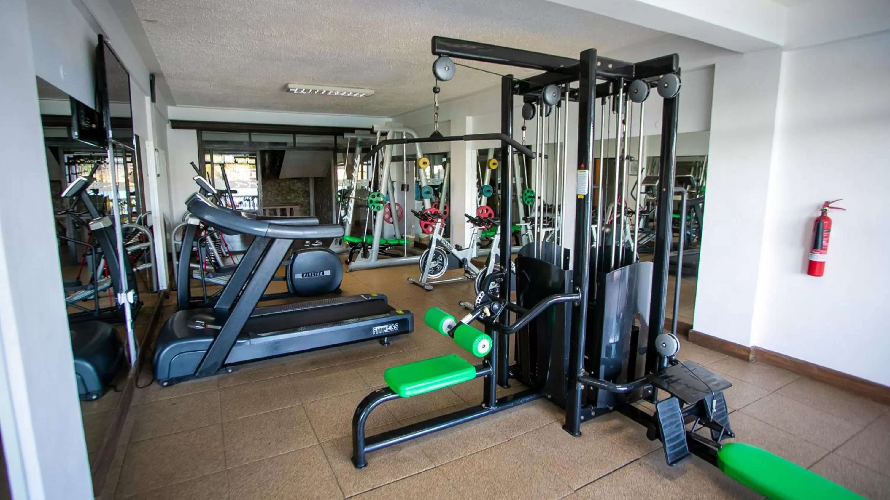 Fitness centre/facilities in CityBlue Creekside Hotel & Suites