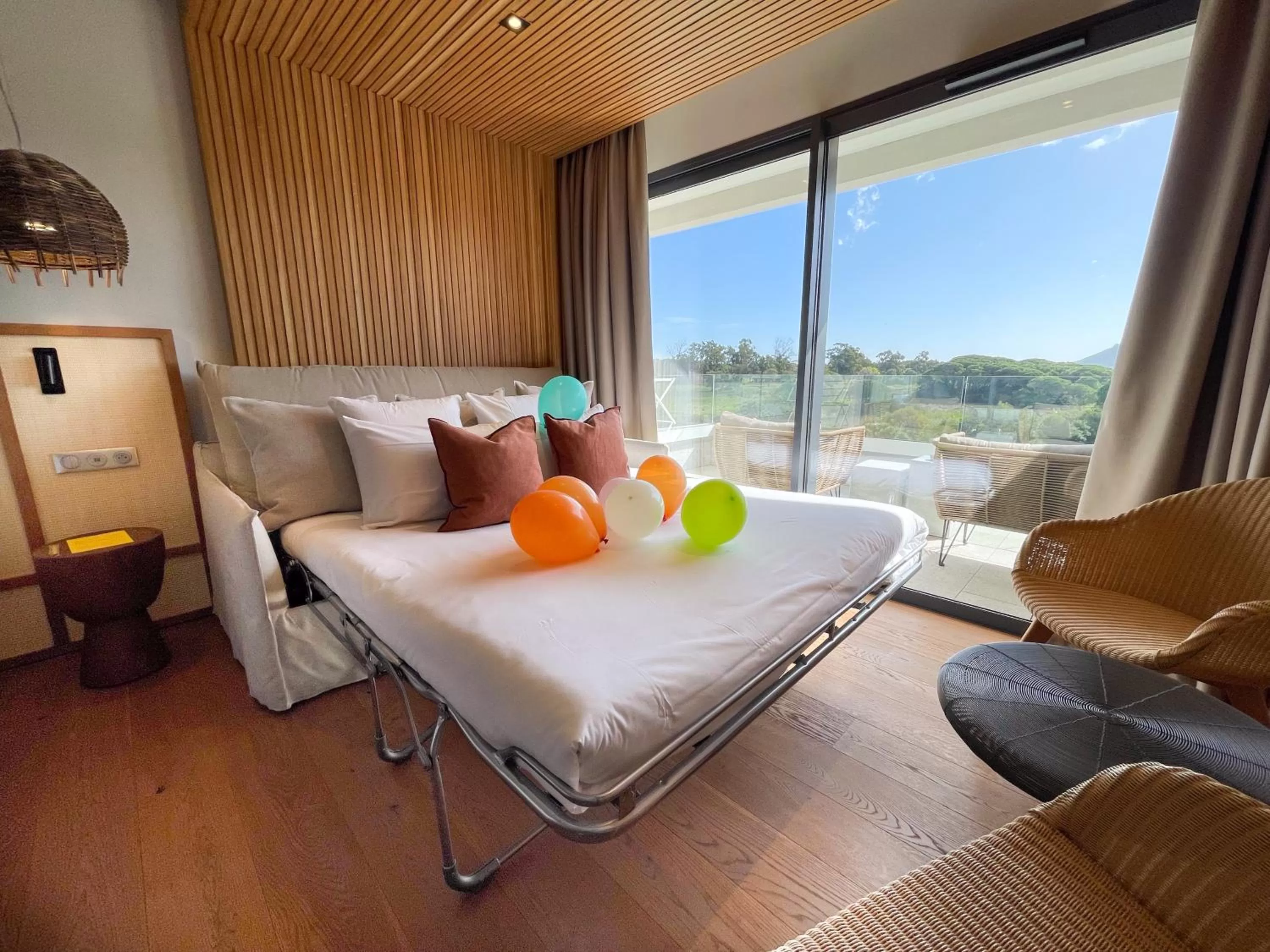 Bed in Golden Tulip Porto-Vecchio