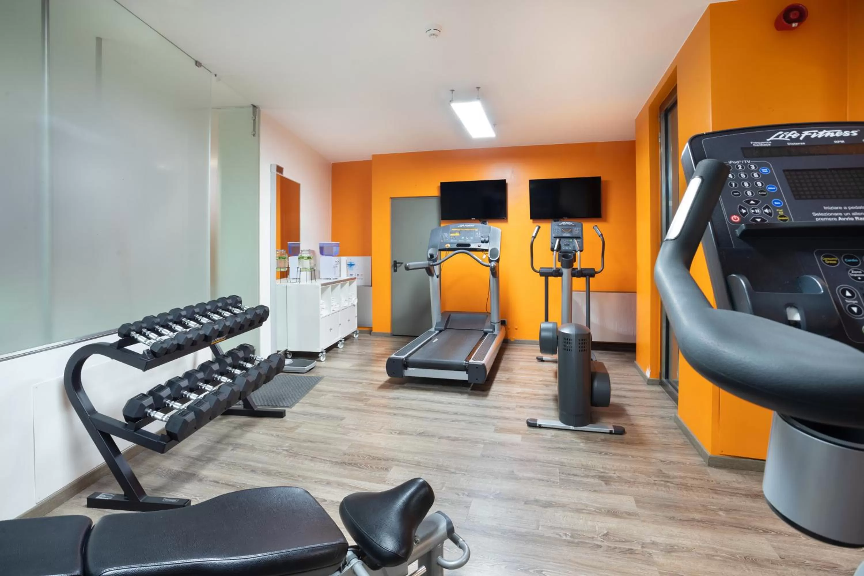 Fitness centre/facilities in Best Western Plus Executive Hotel and Suites