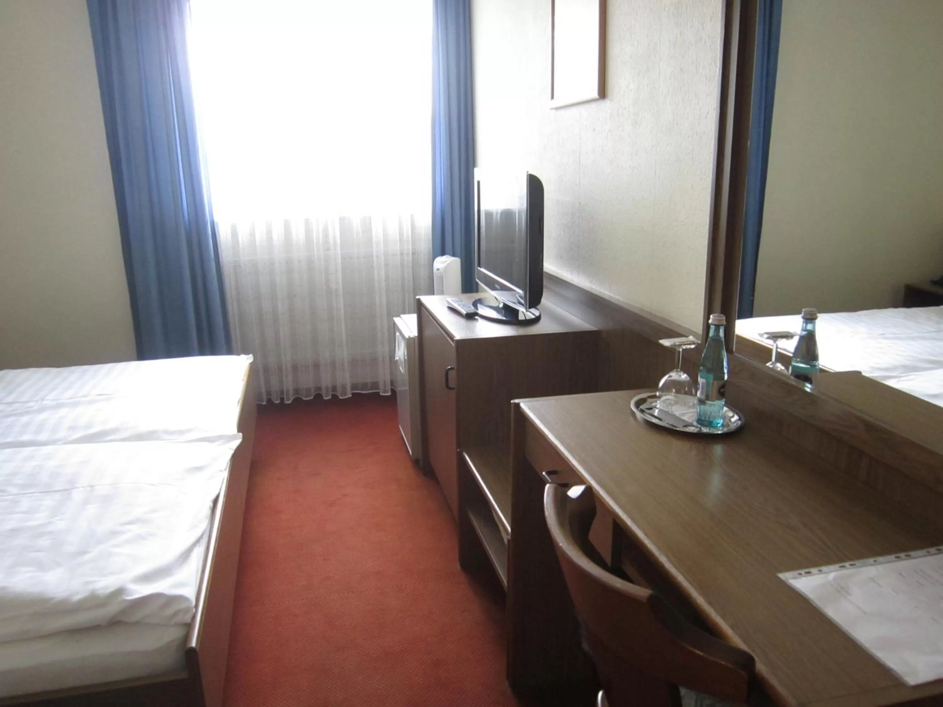 Photo of the whole room, Bed in Hotel Princess