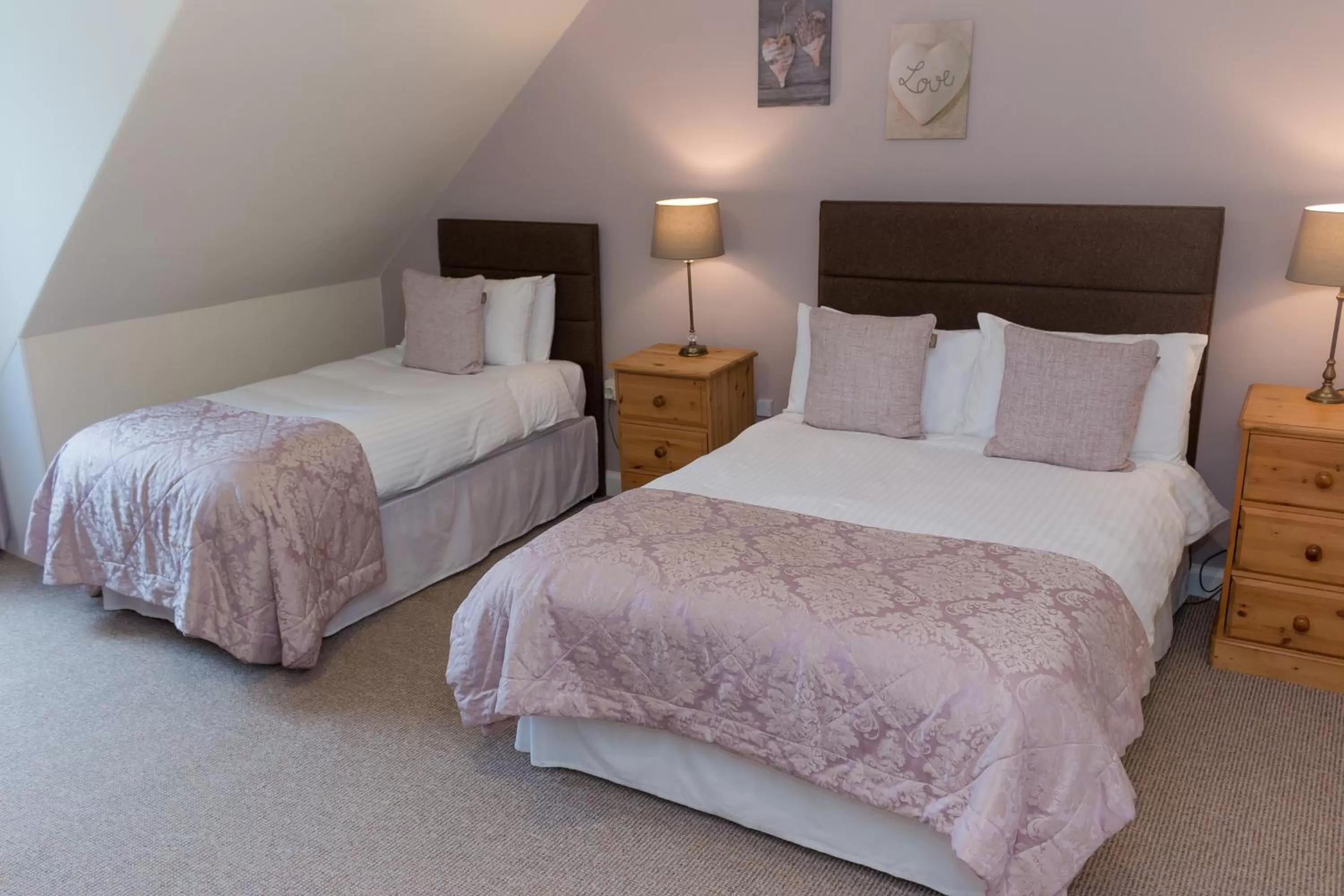 Bed in The Hawick Hotel