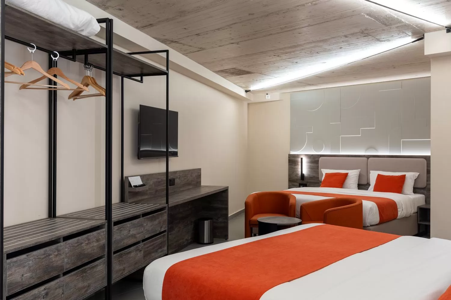 Family, Bed in Alavits Hotel by ST Hotels