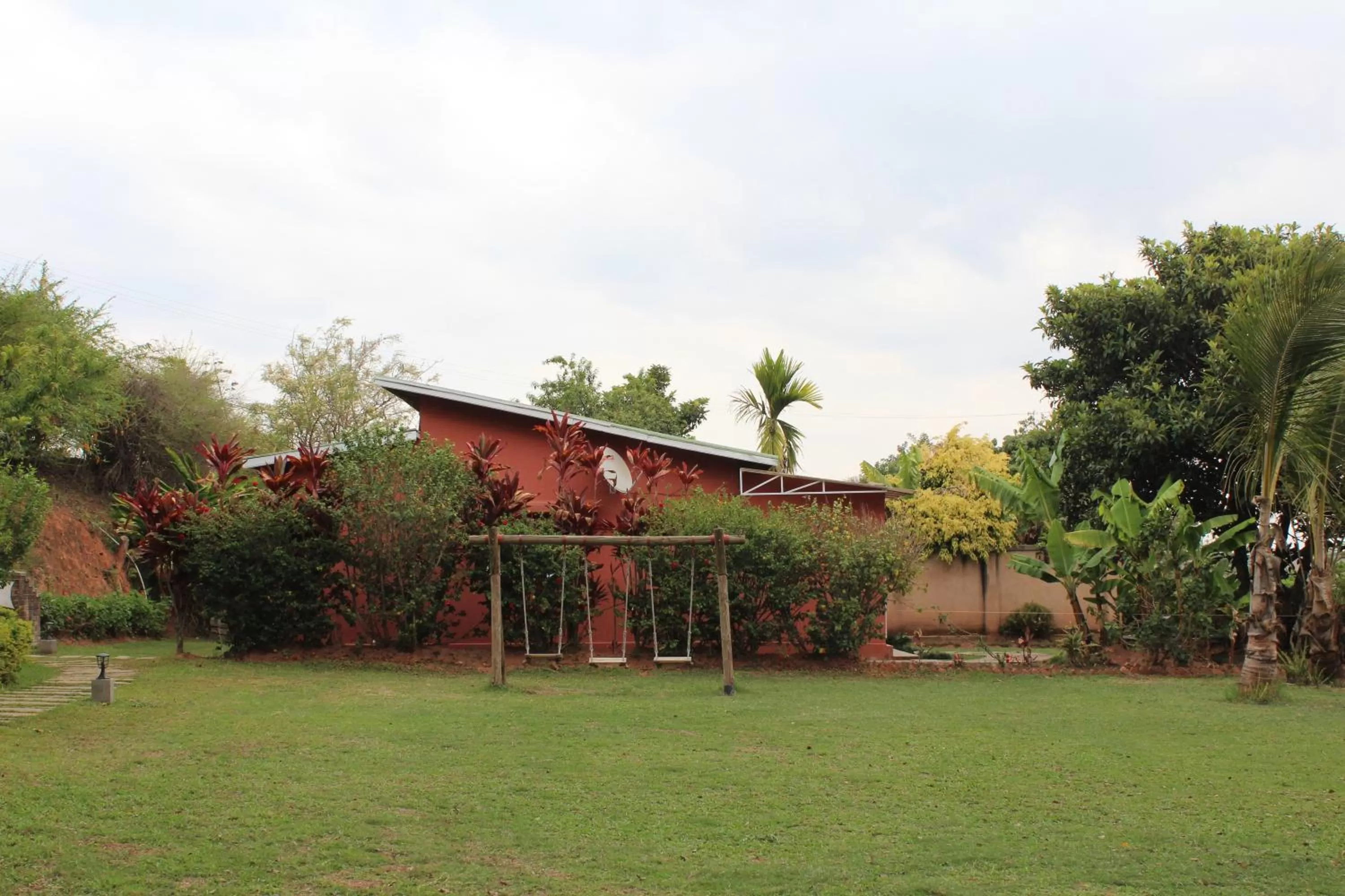 Riviera Garden Hotel Ivato Airport