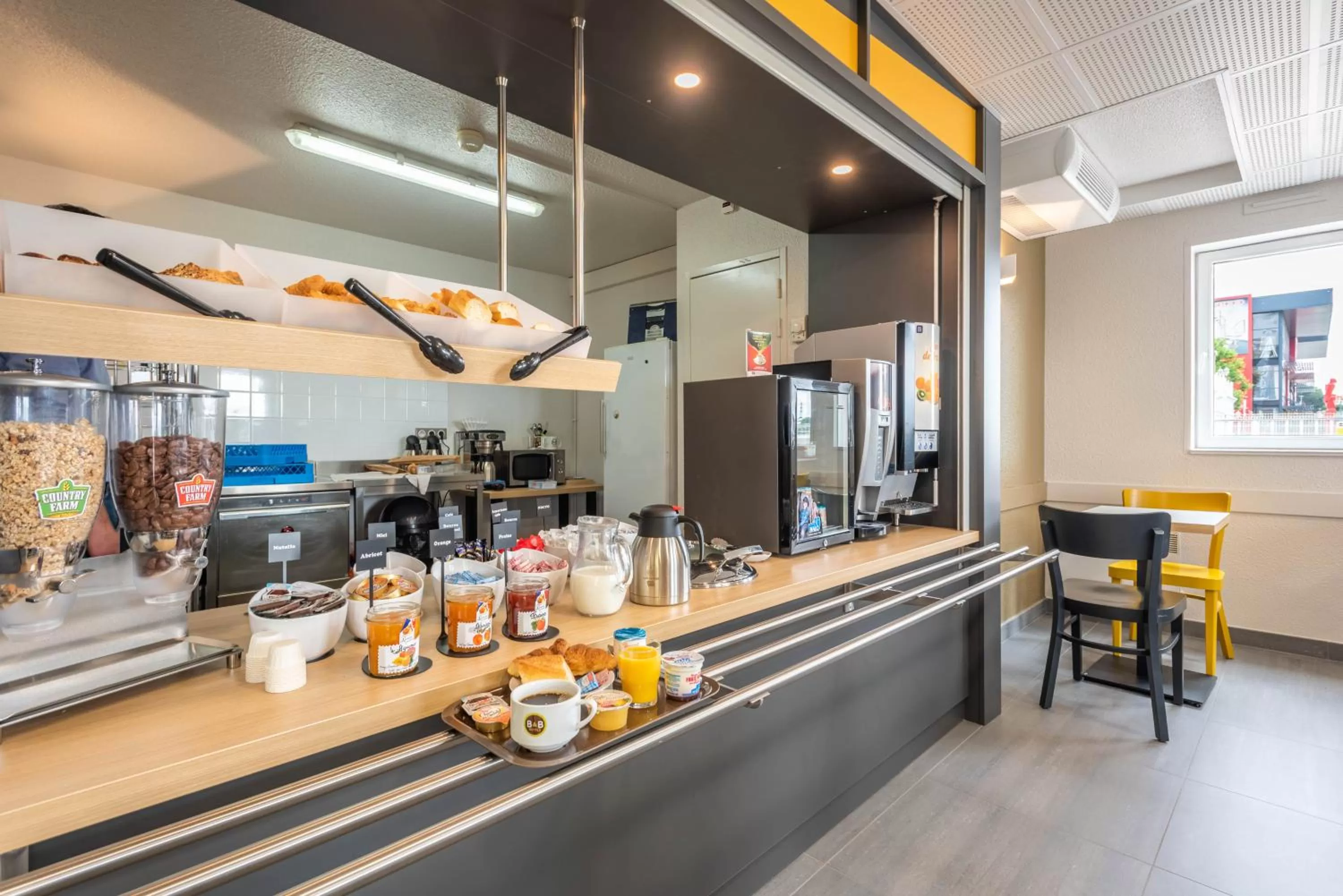 Buffet breakfast in B&B HOTEL Lorient Caudan