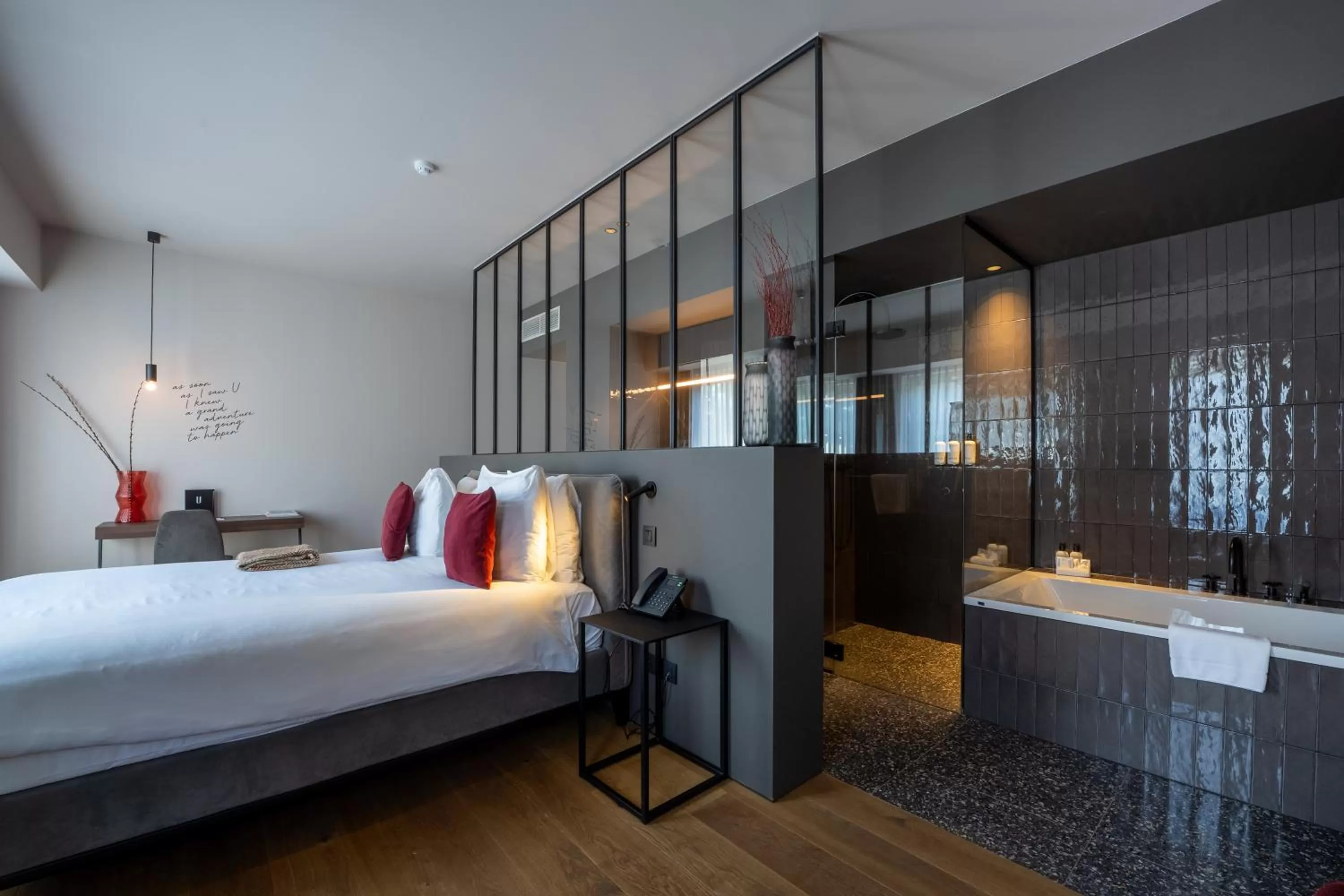 Bathroom, Bed in U Eat & Sleep Antwerp