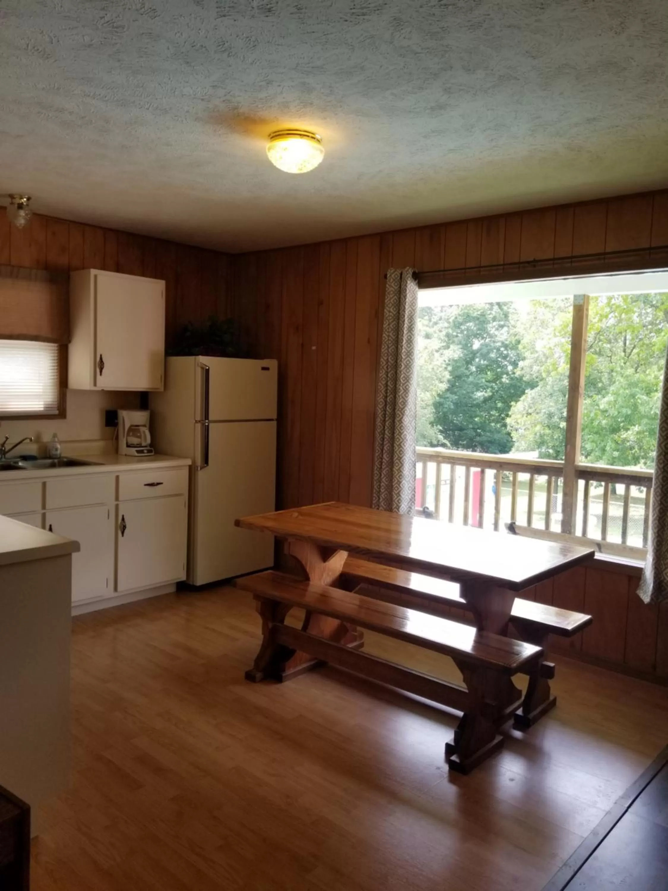 Apartment with Pool View  in The Cottage Resort