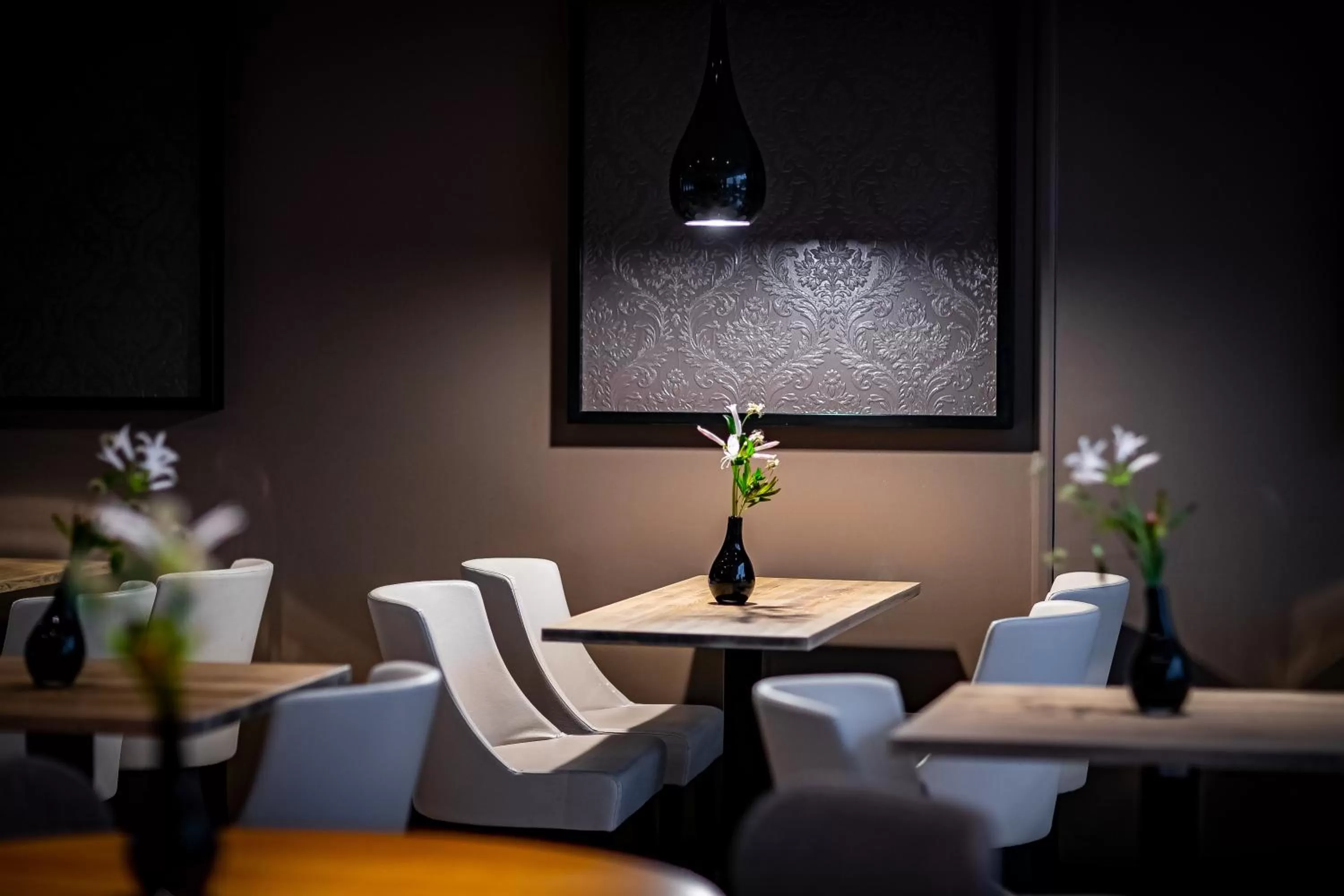 Restaurant/places to eat in Holiday Inn Express The Hague - Parliament by IHG