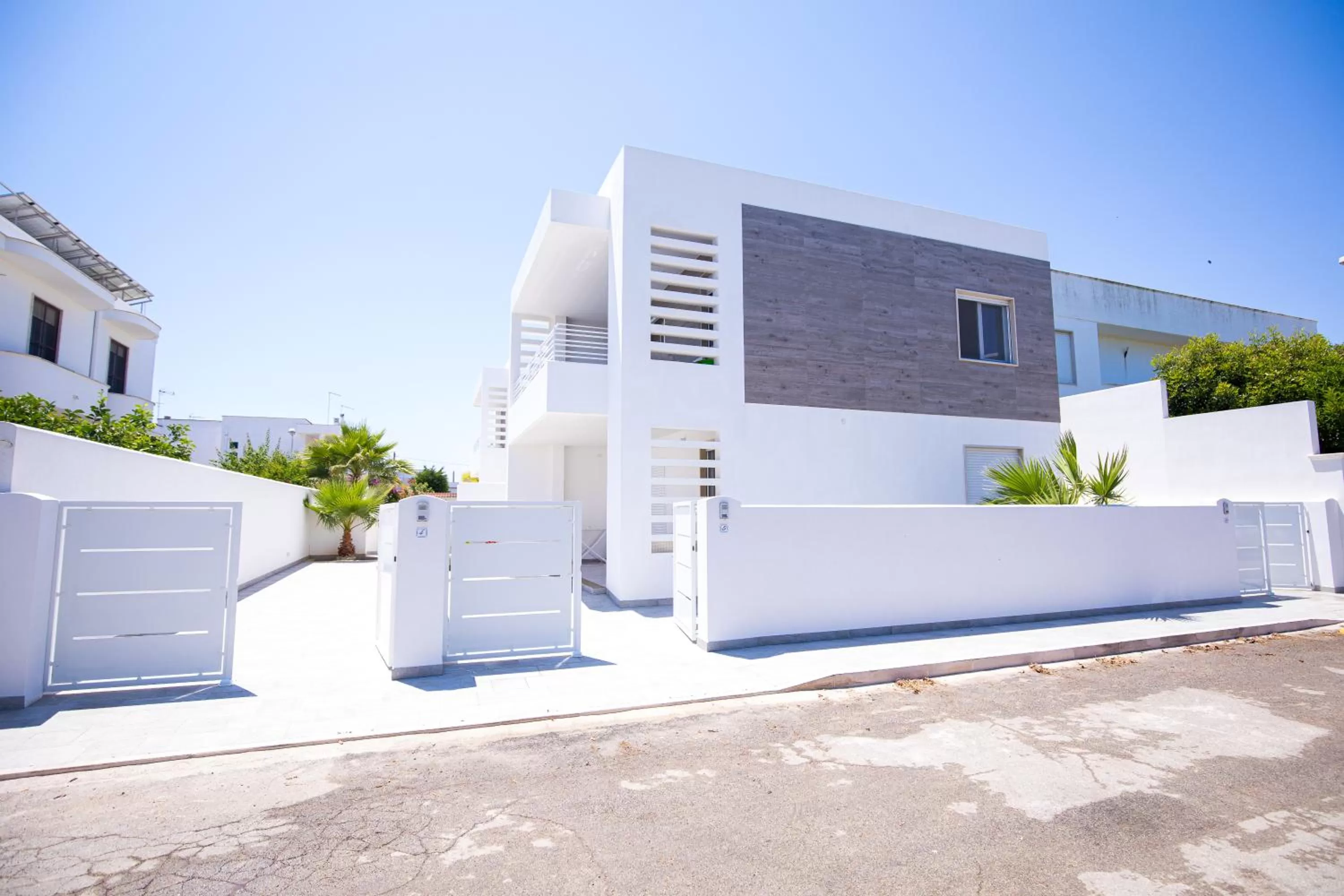 Property building in Donnosanto Residence Pantanagianni