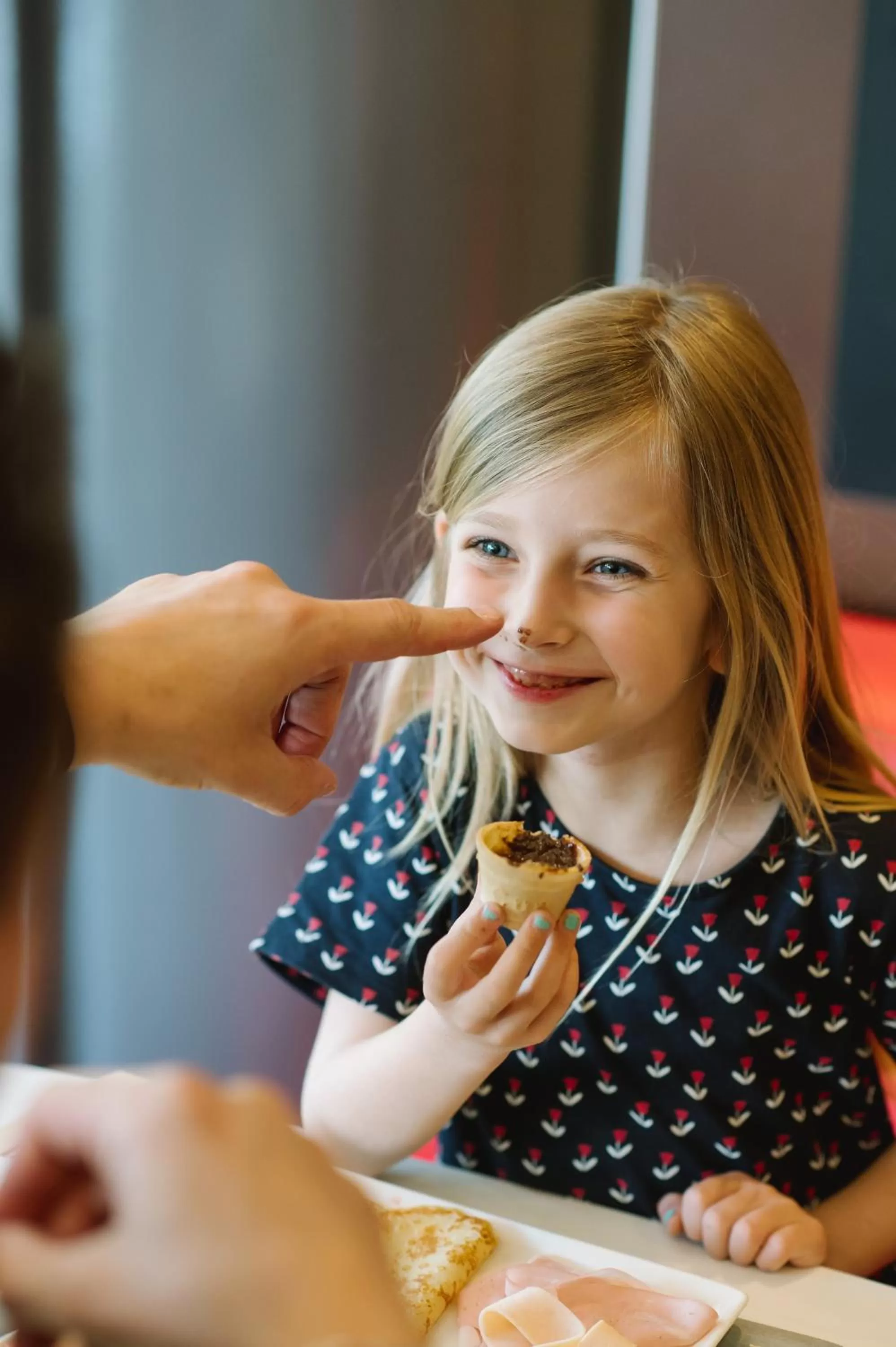 children in ibis Avignon Centre Gare