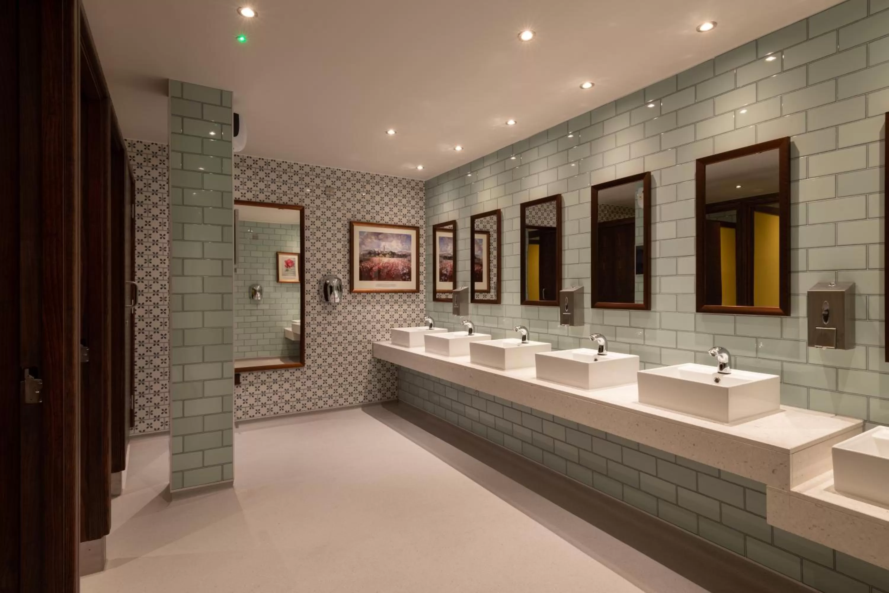 Toilet, Bathroom in Thomas Ingoldsby Wetherspoon