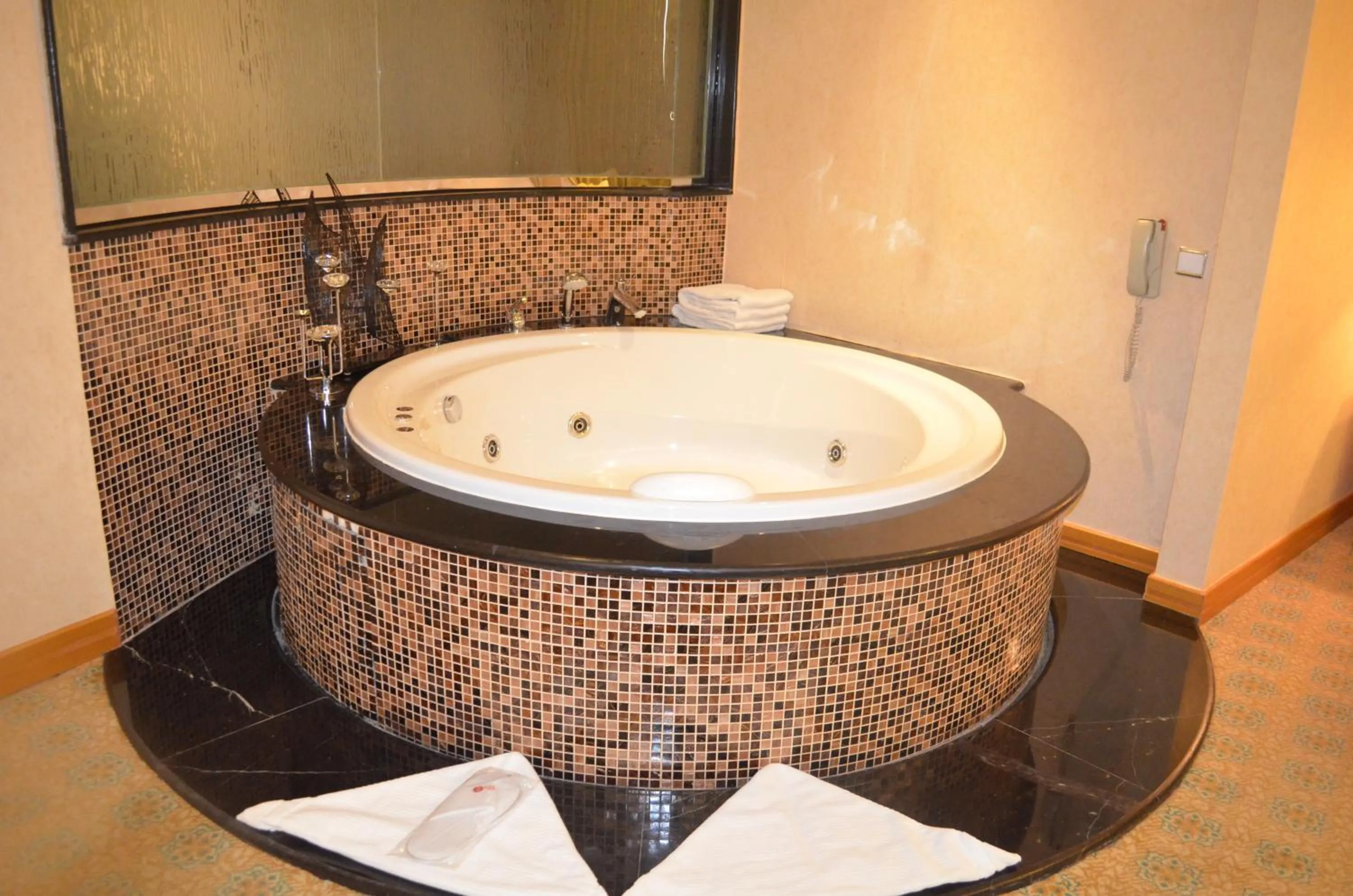 Hot Tub in Eastyard Khobar Hotel - Formerly Ramada by Wyndham Khobar