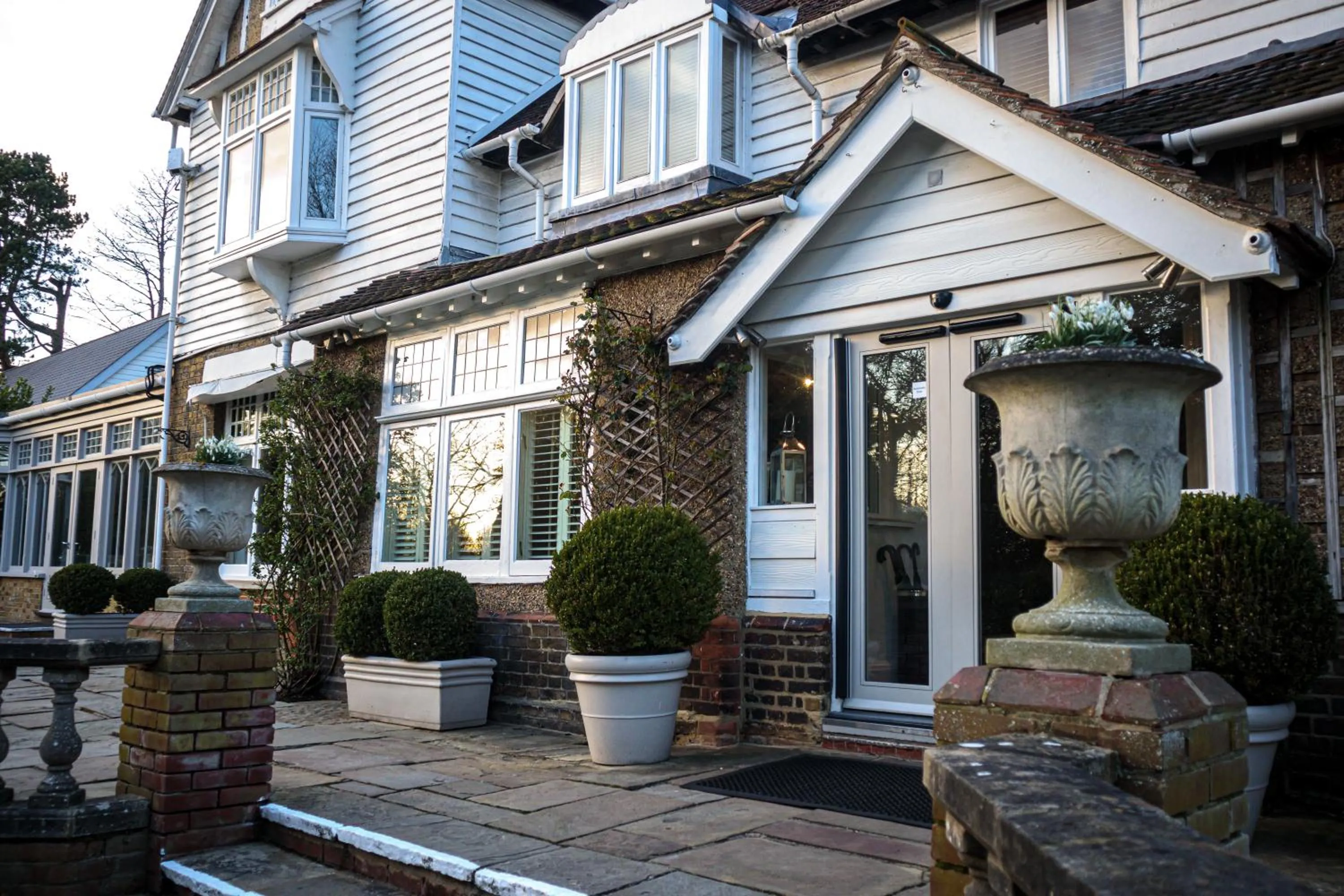 Facade/entrance in Rowhill Grange Hotel & Utopia Spa