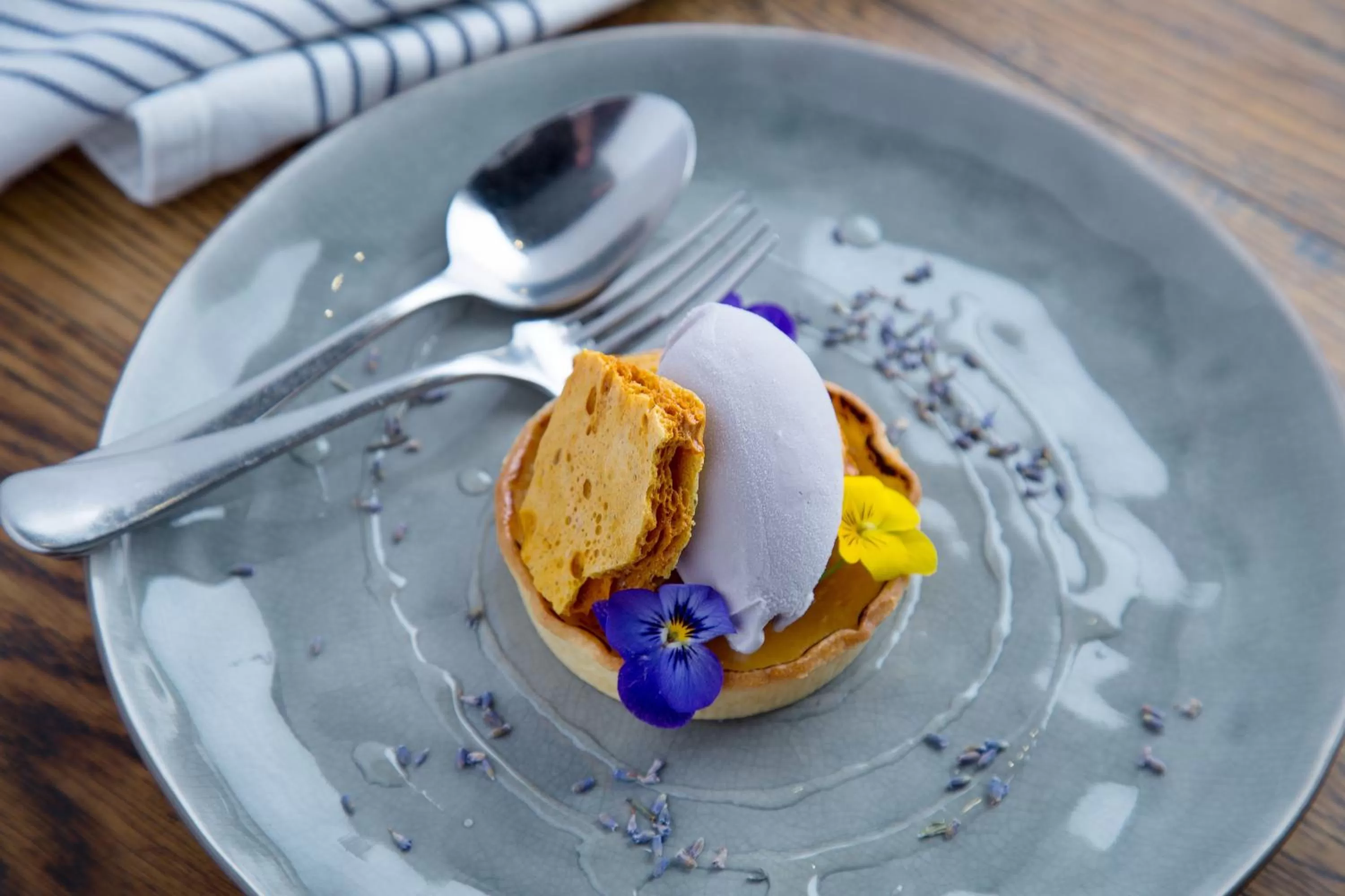 Meals in Townhouse Hotel