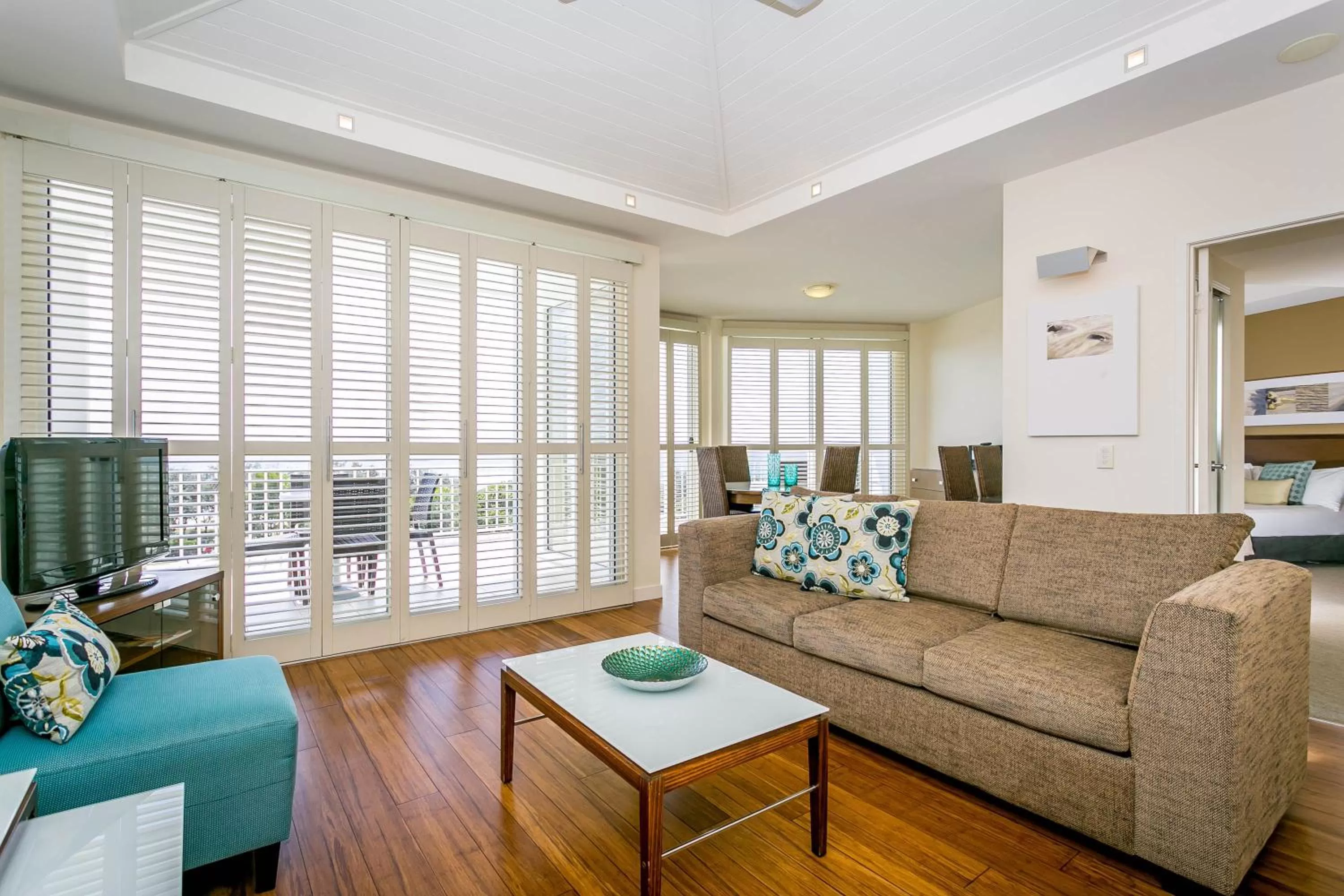 Communal lounge/ TV room in Mantra on Salt Beach