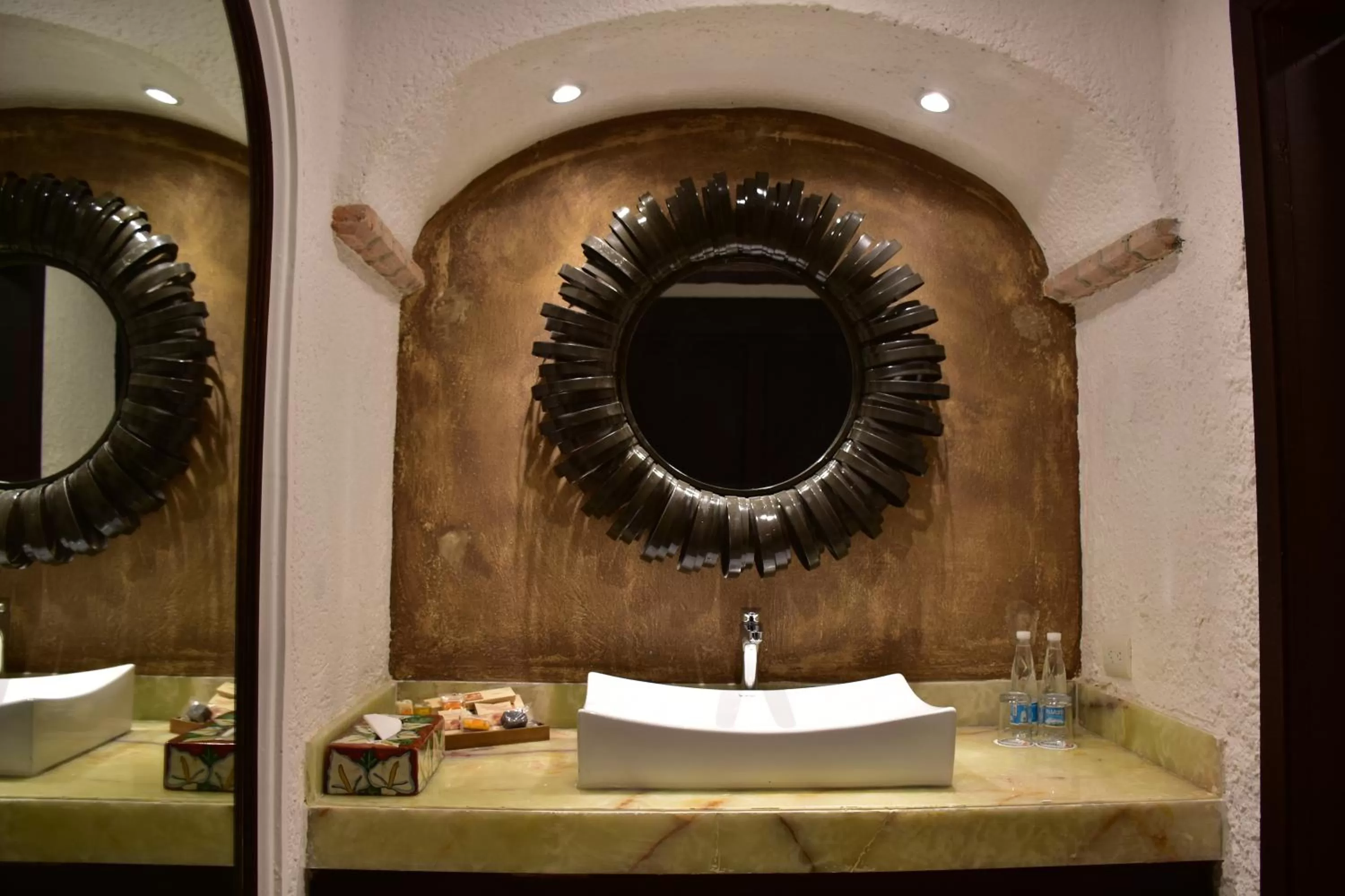 Decorative detail in Radisson Hotel Tapatio Guadalajara Aeropuerto