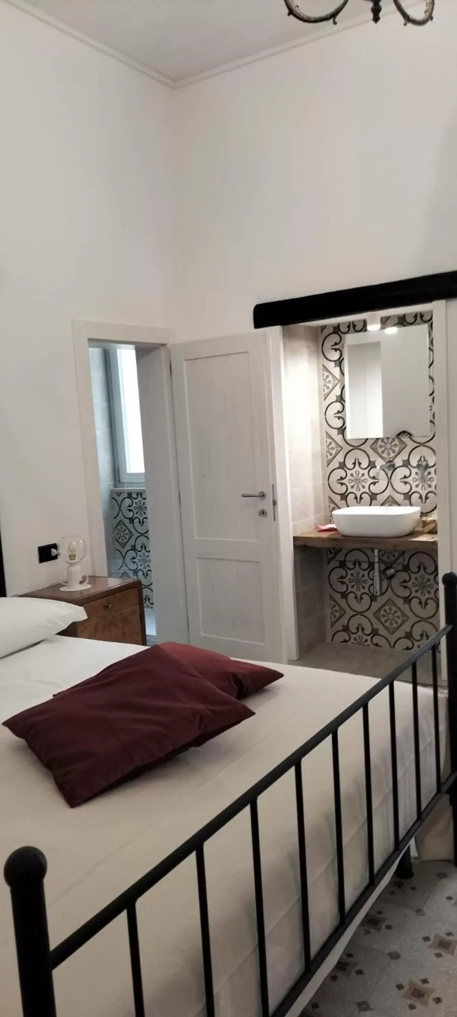 Bedroom, Bed in Le Scale di Pietra