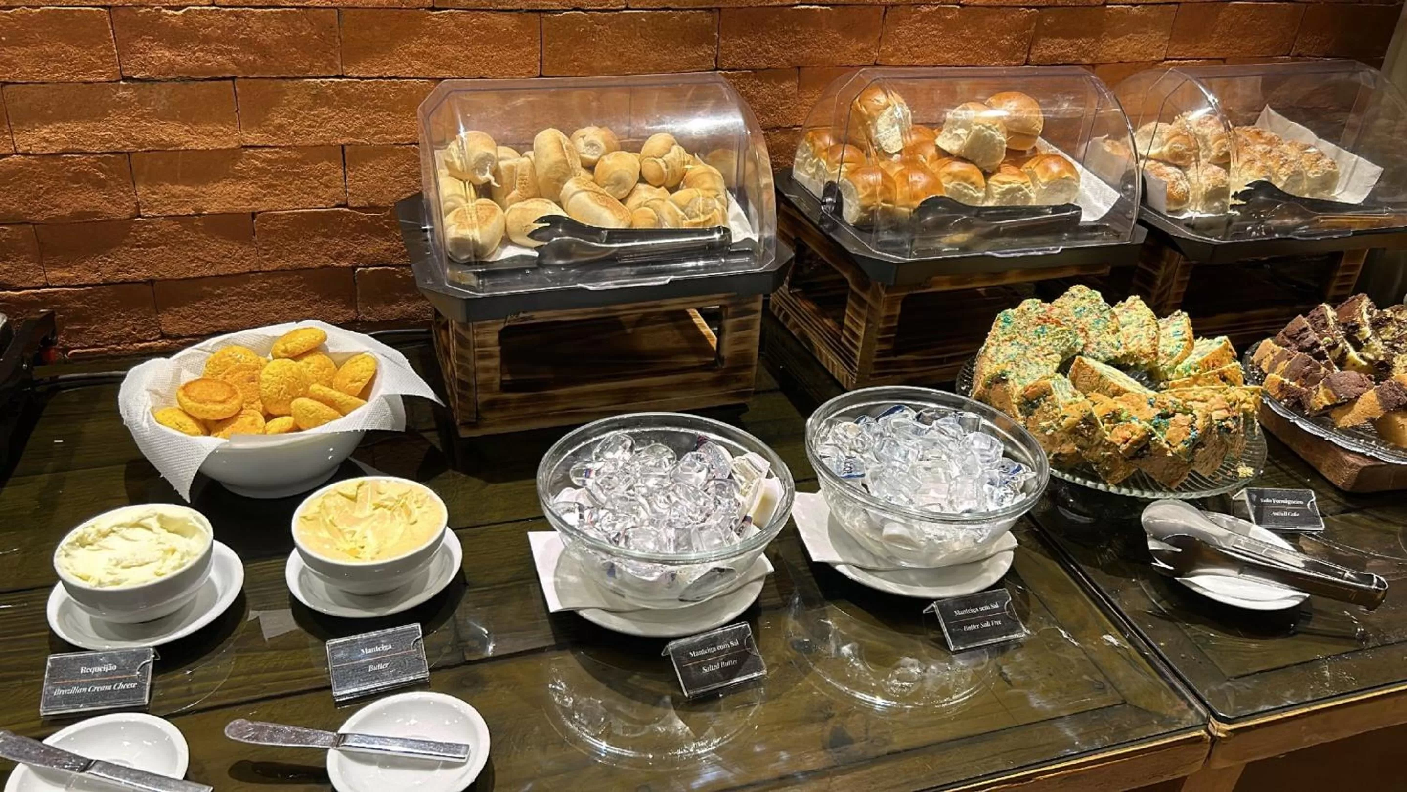 Breakfast in Jade Hotel Brasília