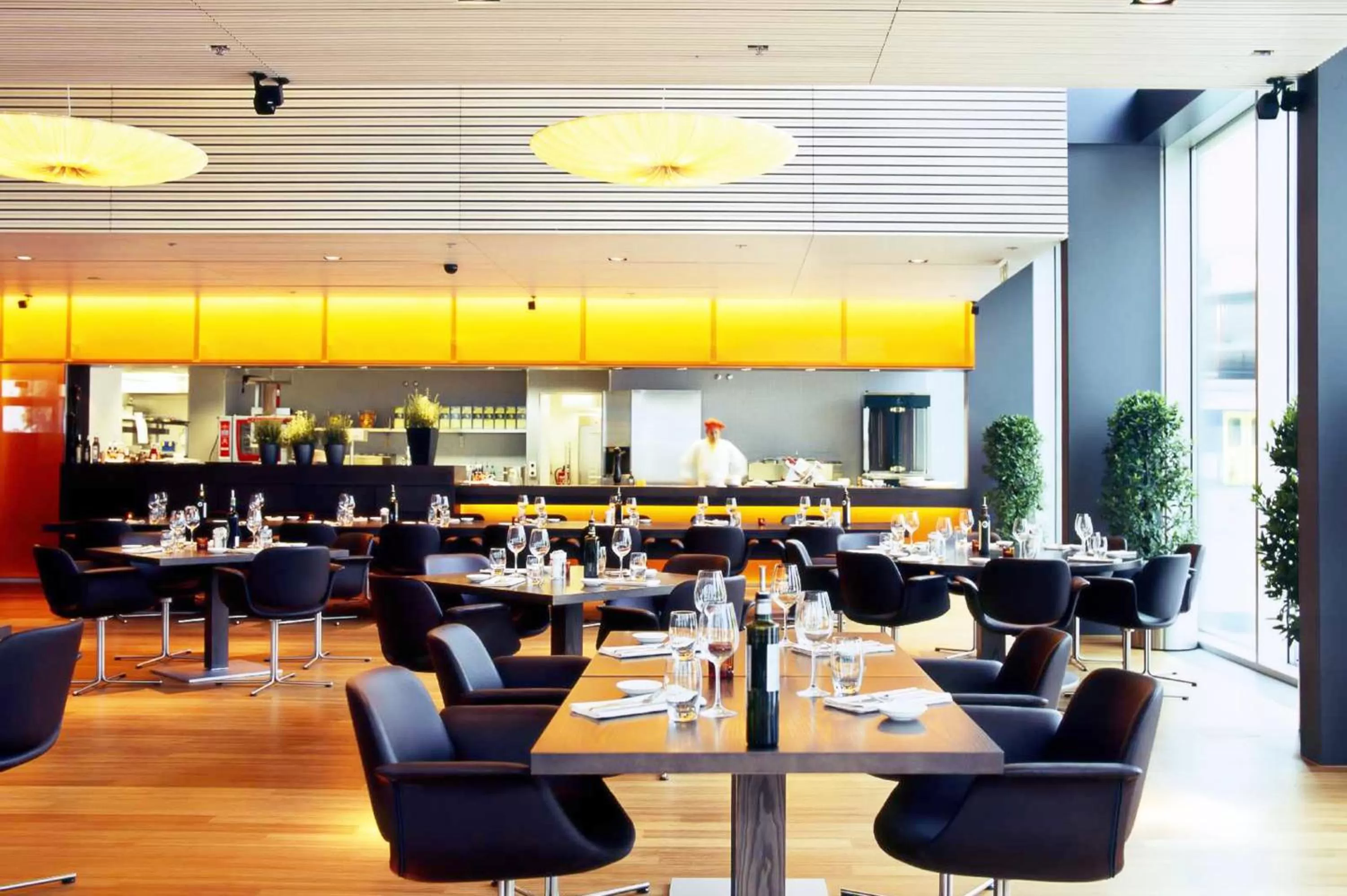 Restaurant/places to eat in Radisson Blu Hotel, Lucerne