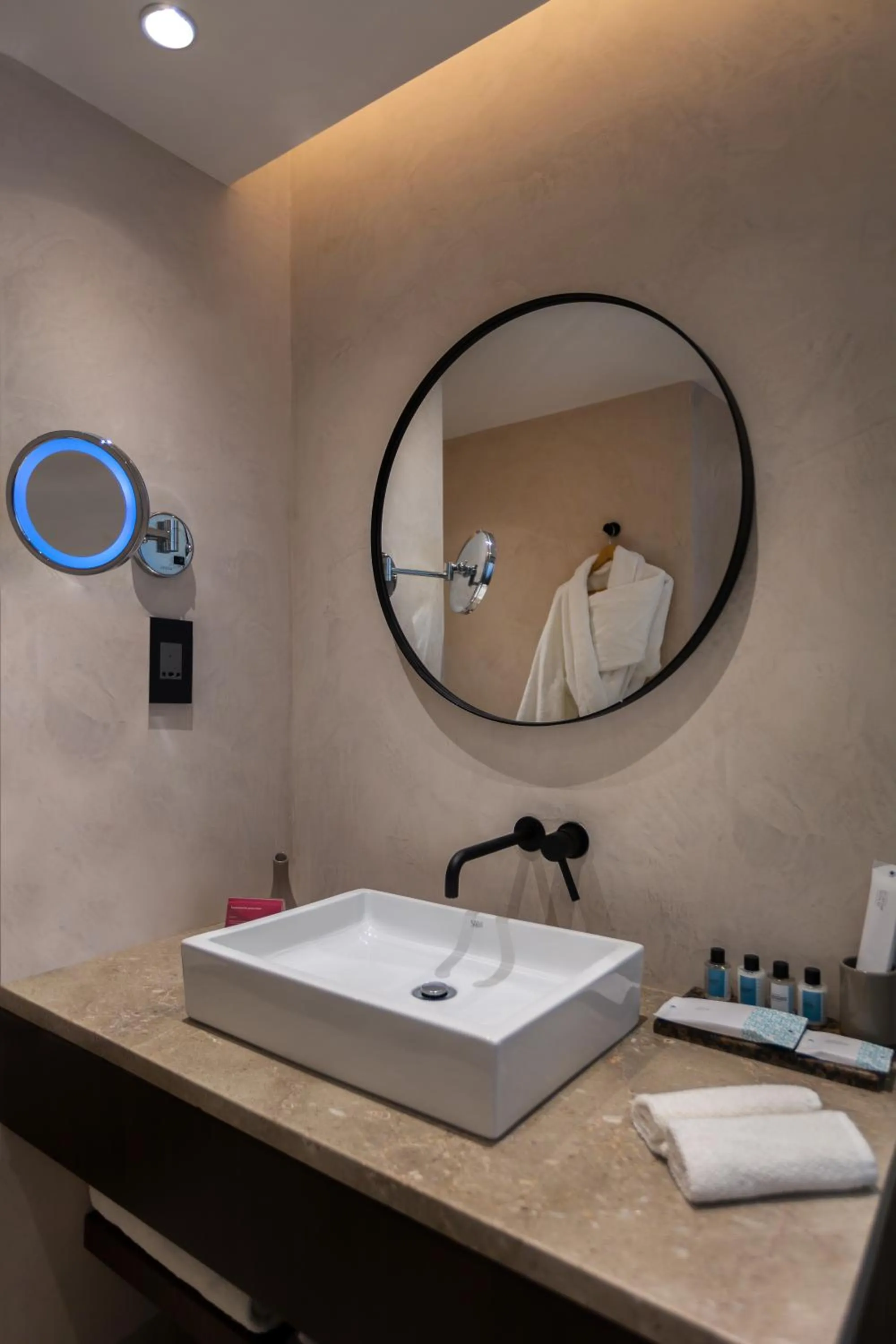 Bathroom in Mövenpick Hotel Gammarth Tunis