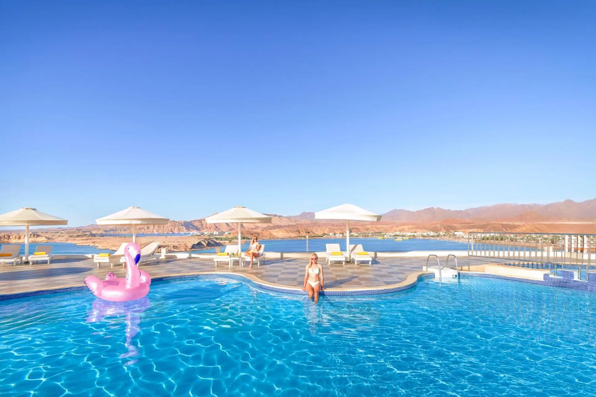 Day in Albatros Sharm Resort - By Pickalbatros