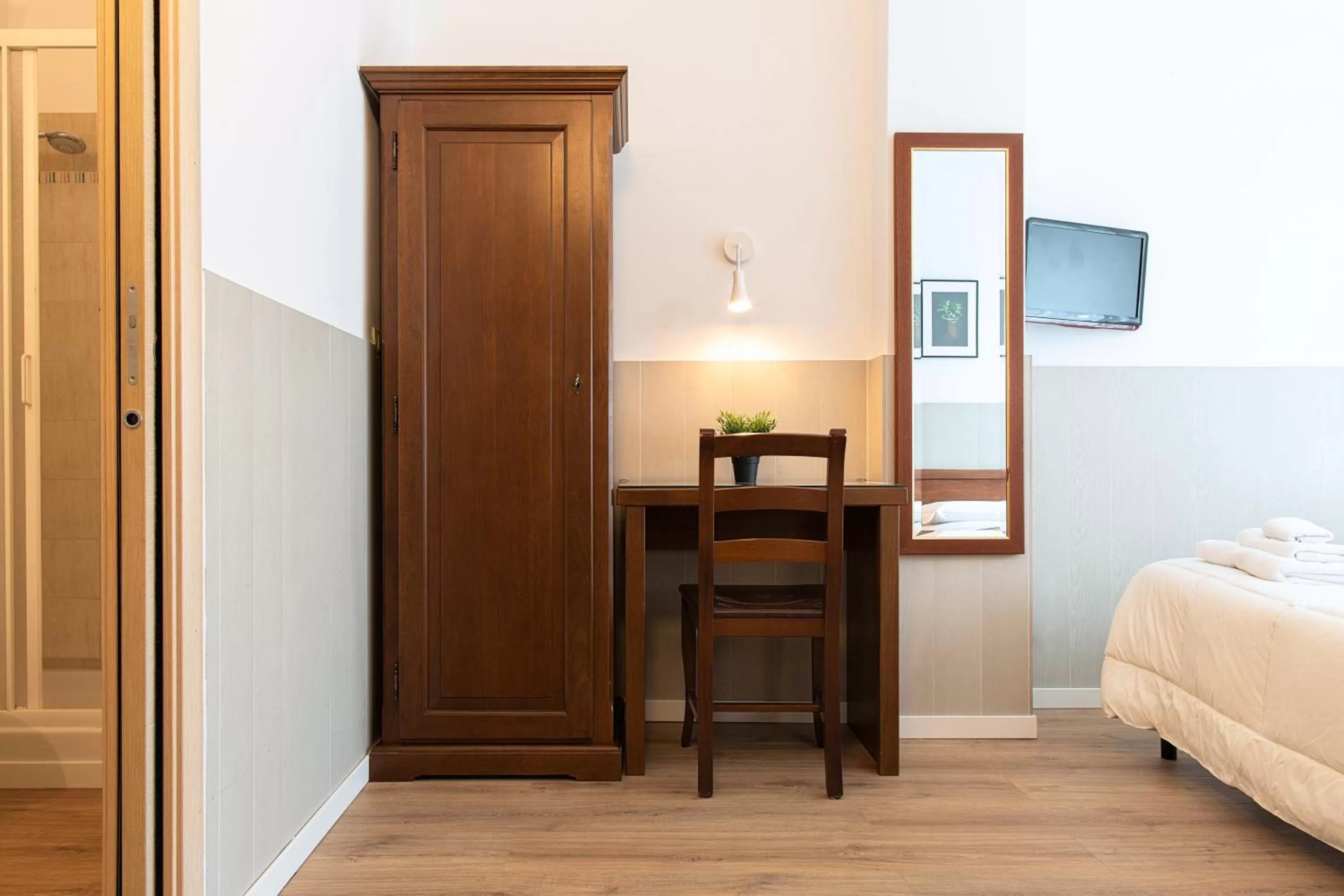 Bedroom, Bed in Fox House BnB