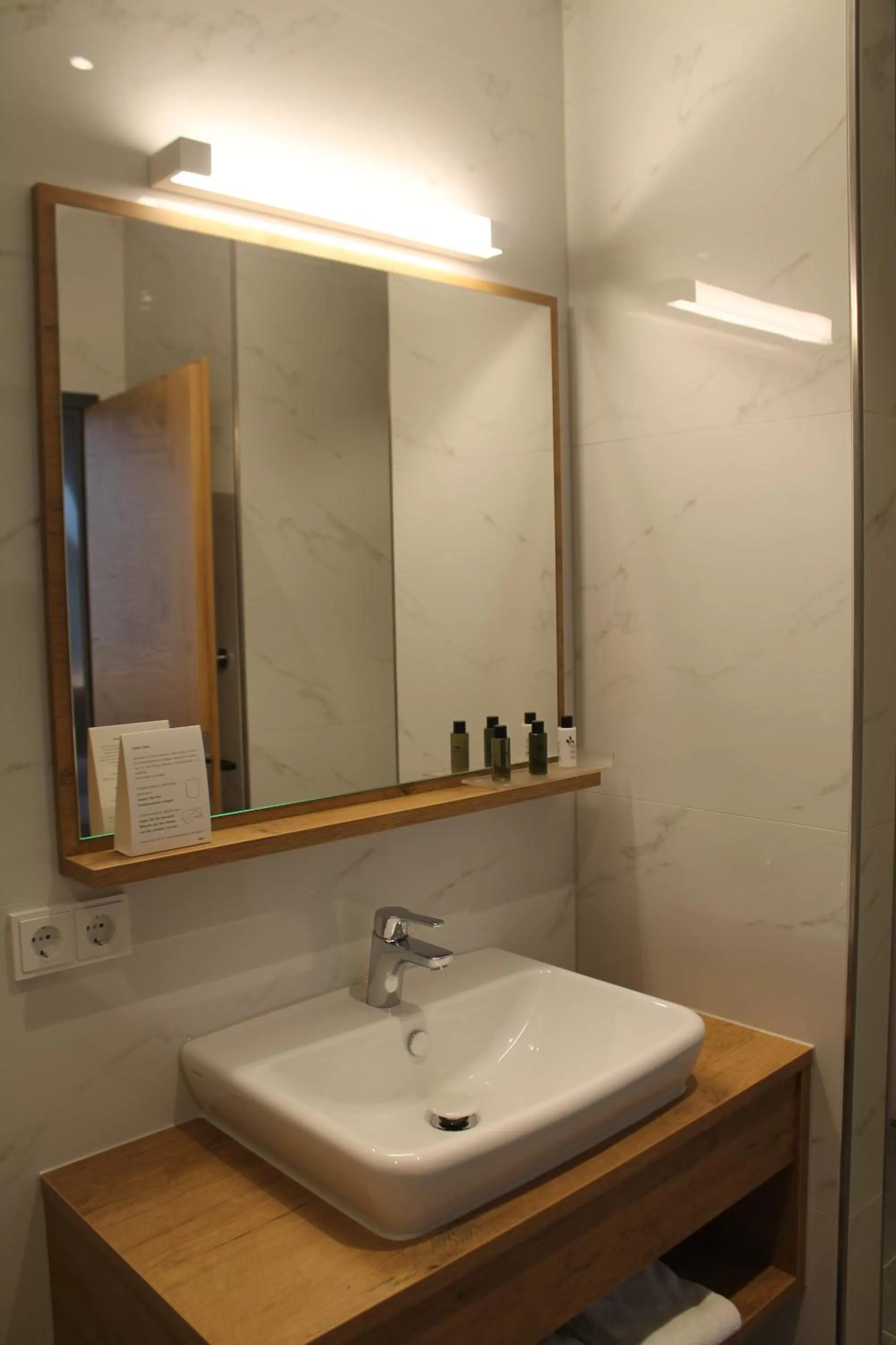 Bathroom in Gasthaus Steidl