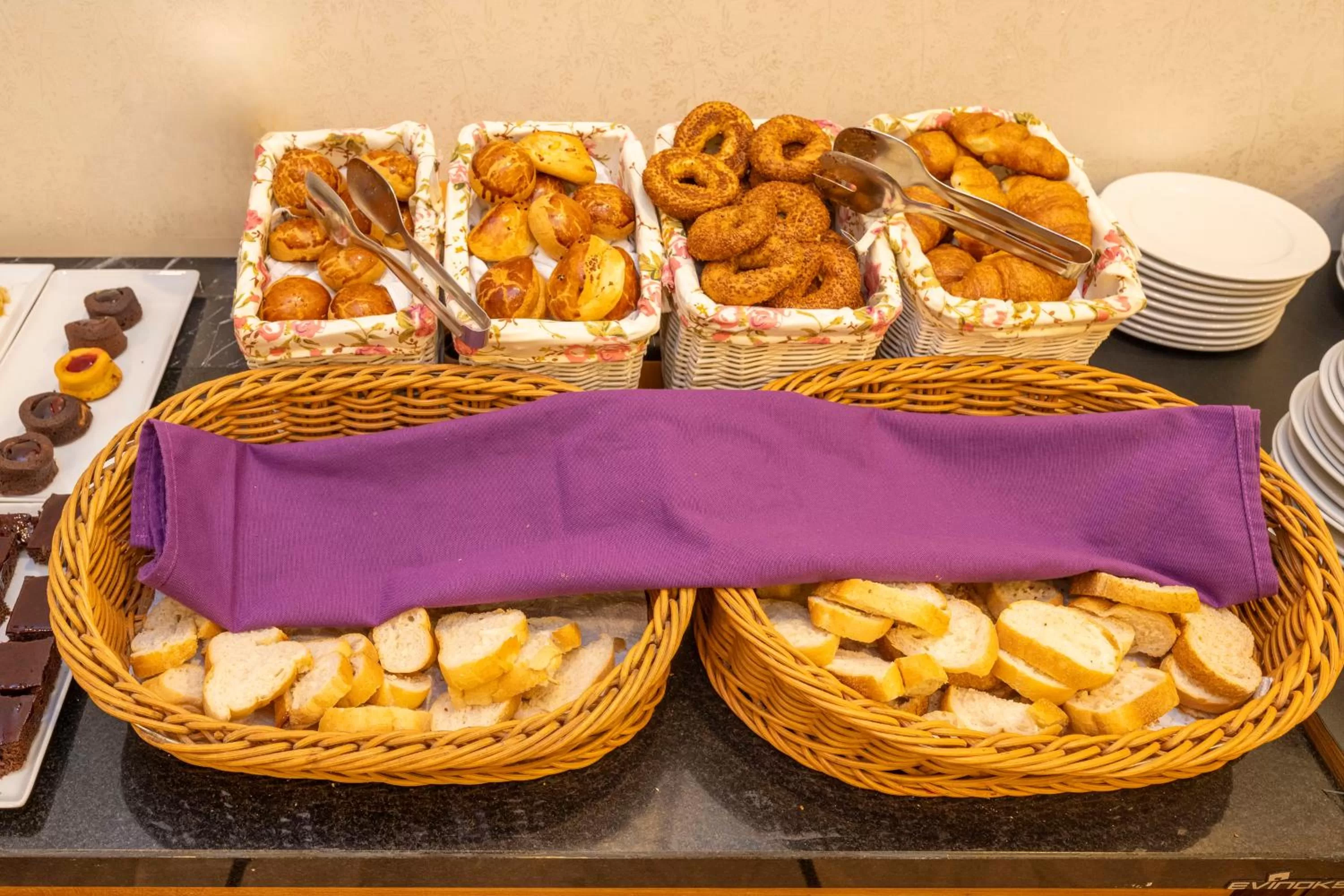 Food and drinks in Premist Hotels Taksim