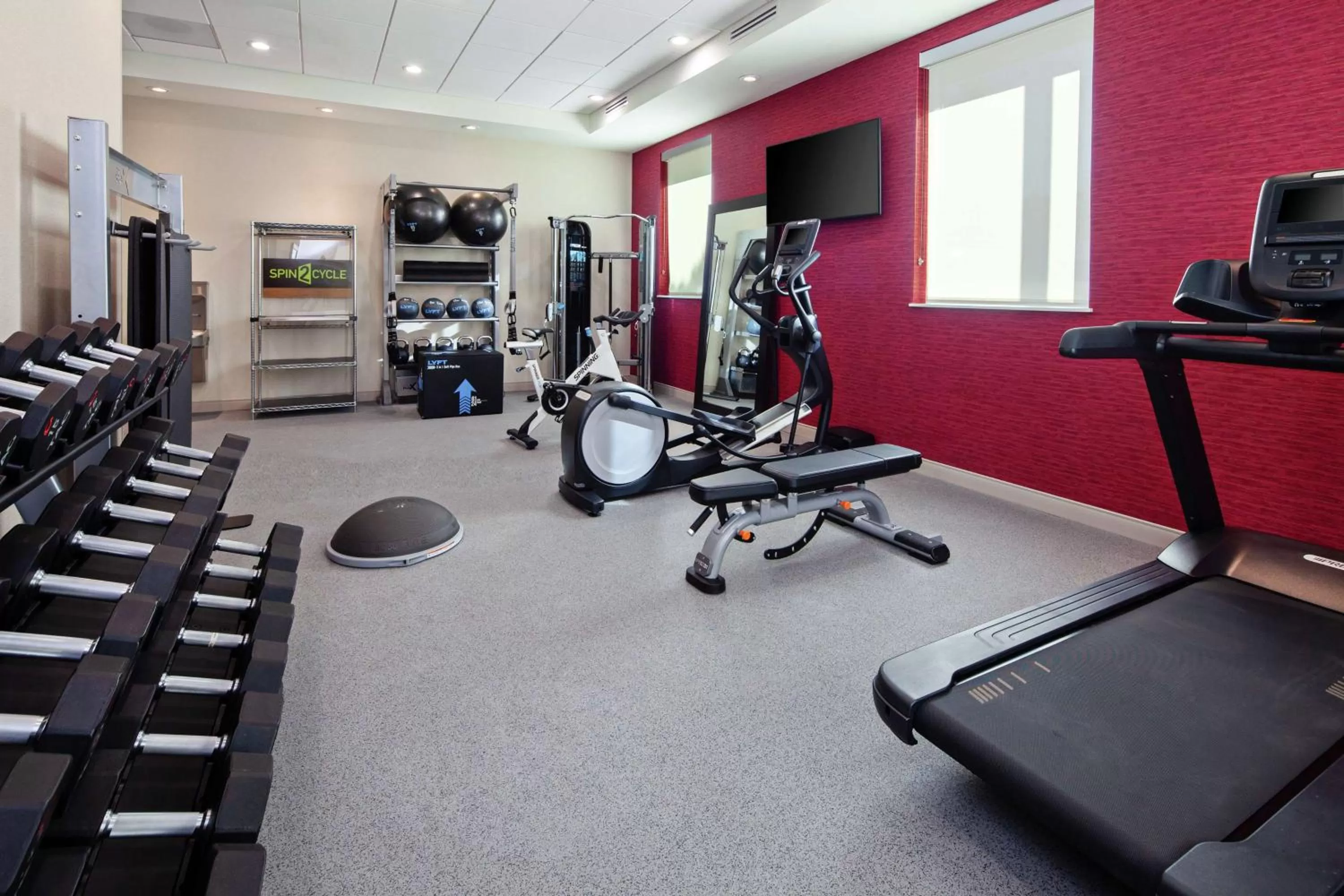 Fitness centre/facilities in Home2 Suites By Hilton Alameda Oakland Airport